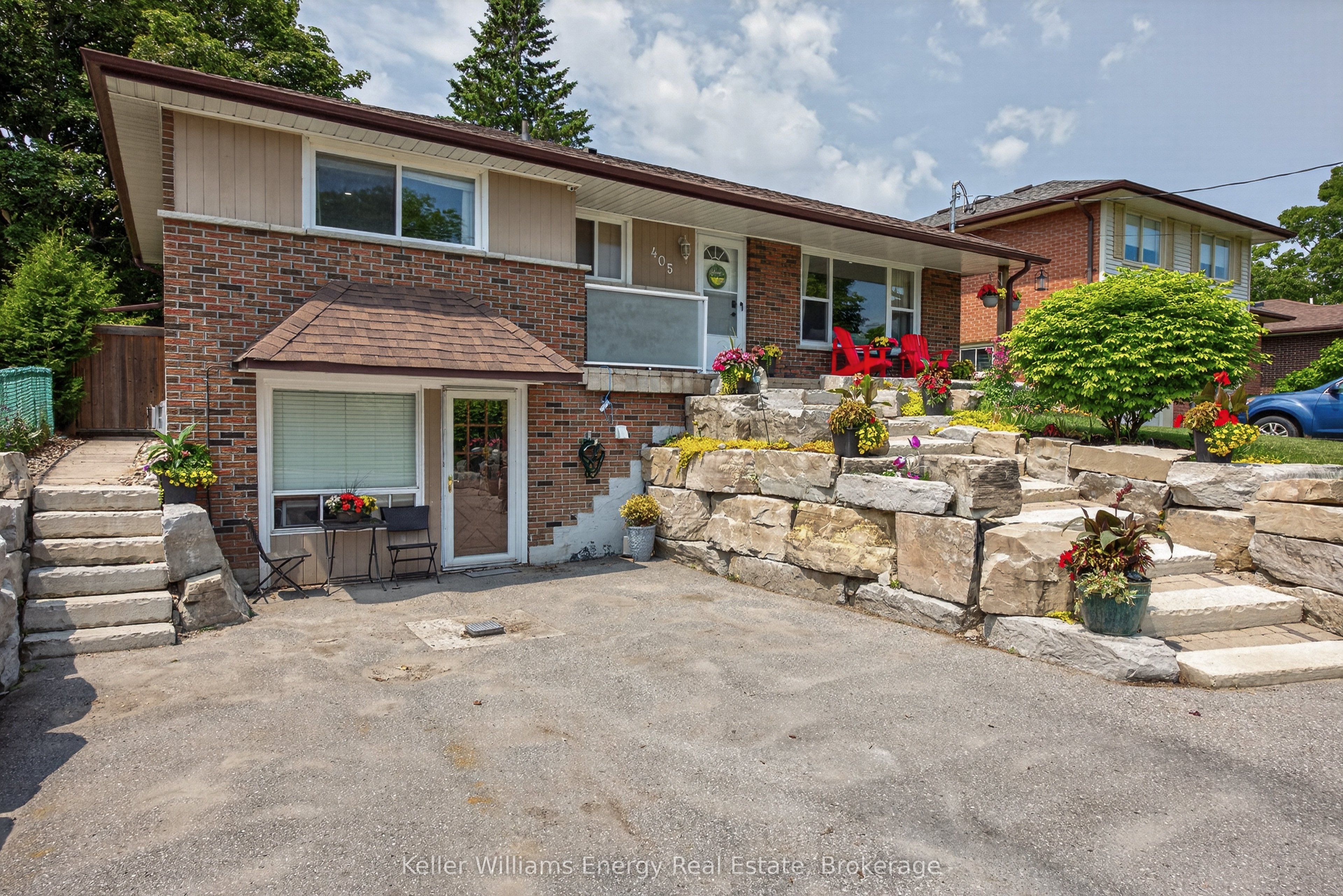 405 Bernhard Crescent, Oshawa, ON L1G 2B7 photo 5