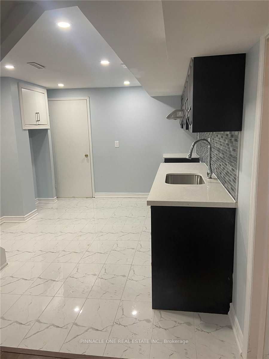 21 Good Road, Toronto, ON M1C 3W8 photo 4