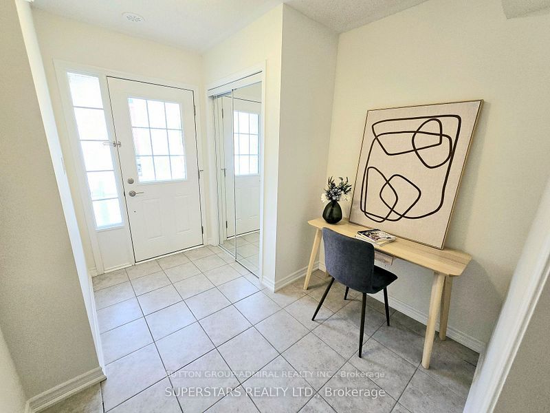 17 Bluegill Crescent, Whitby, ON L1P 0E4 photo 3