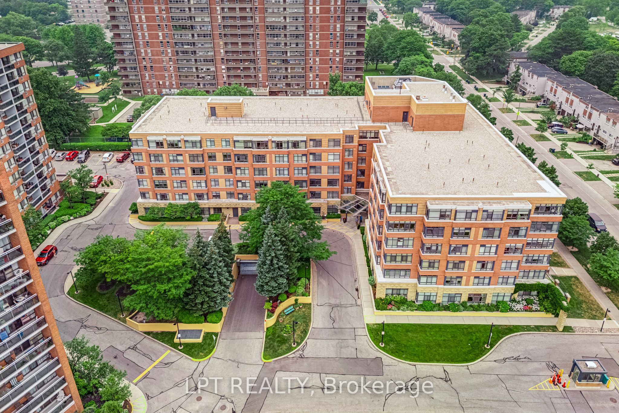 115 Bonis Avenue 216, Toronto, ON M1T 3S4 photo 2