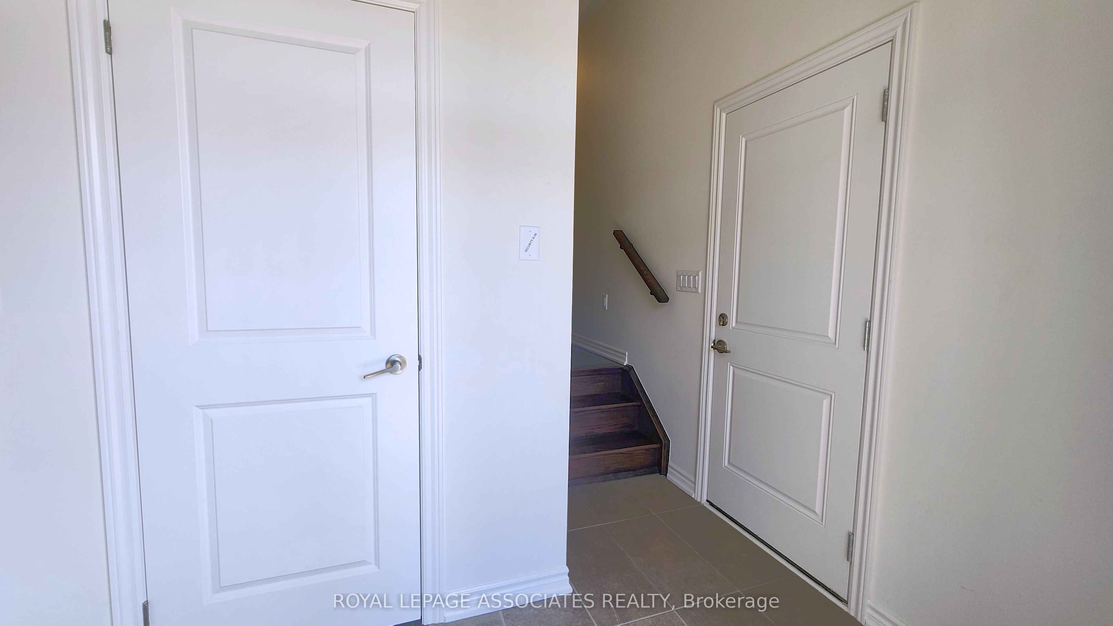 36 Velvet Drive, Whitby, ON L1P 0P6 photo 3
