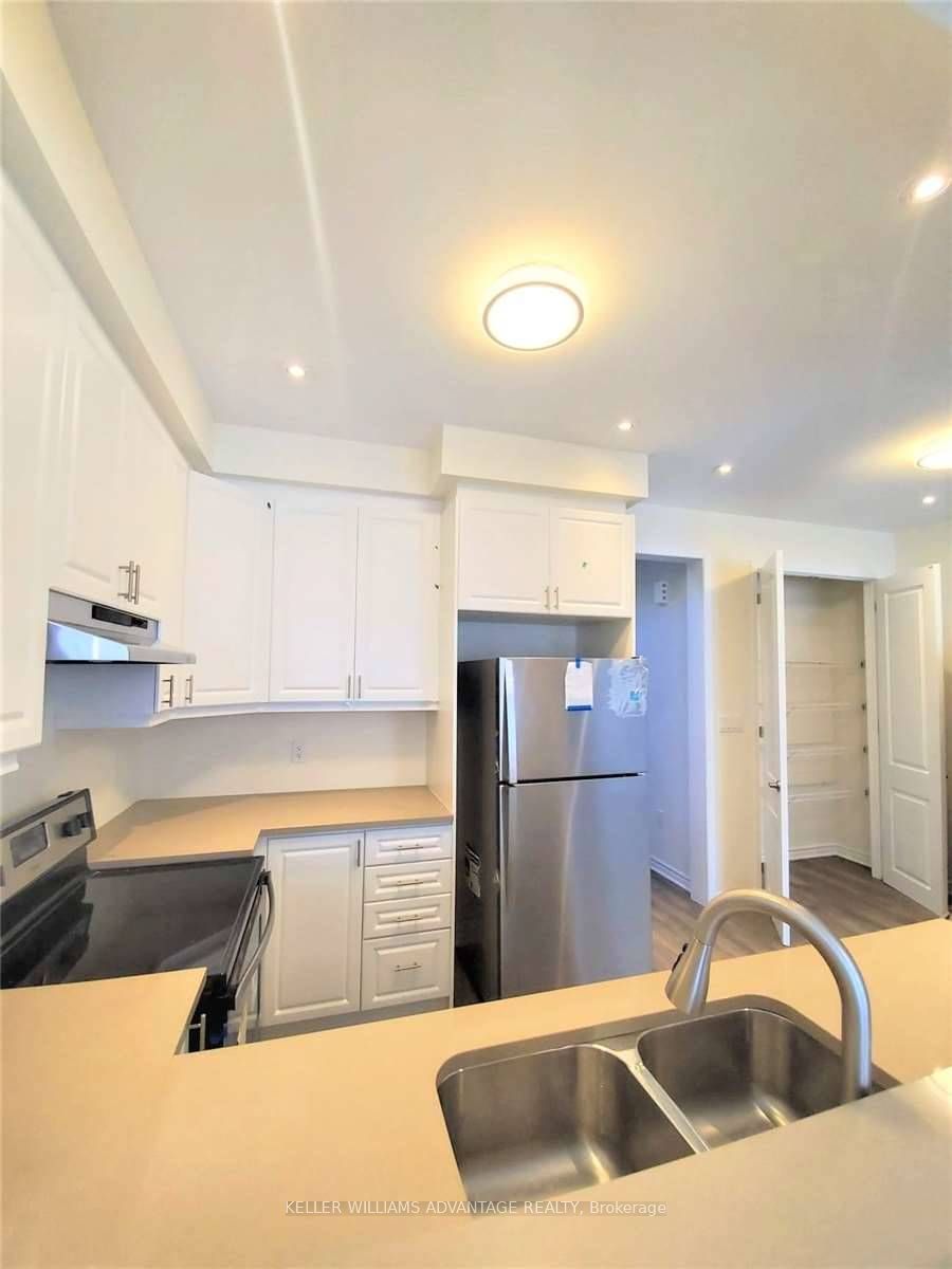 45 Fusilier Drive, Toronto, ON M1L 0J4 photo 4
