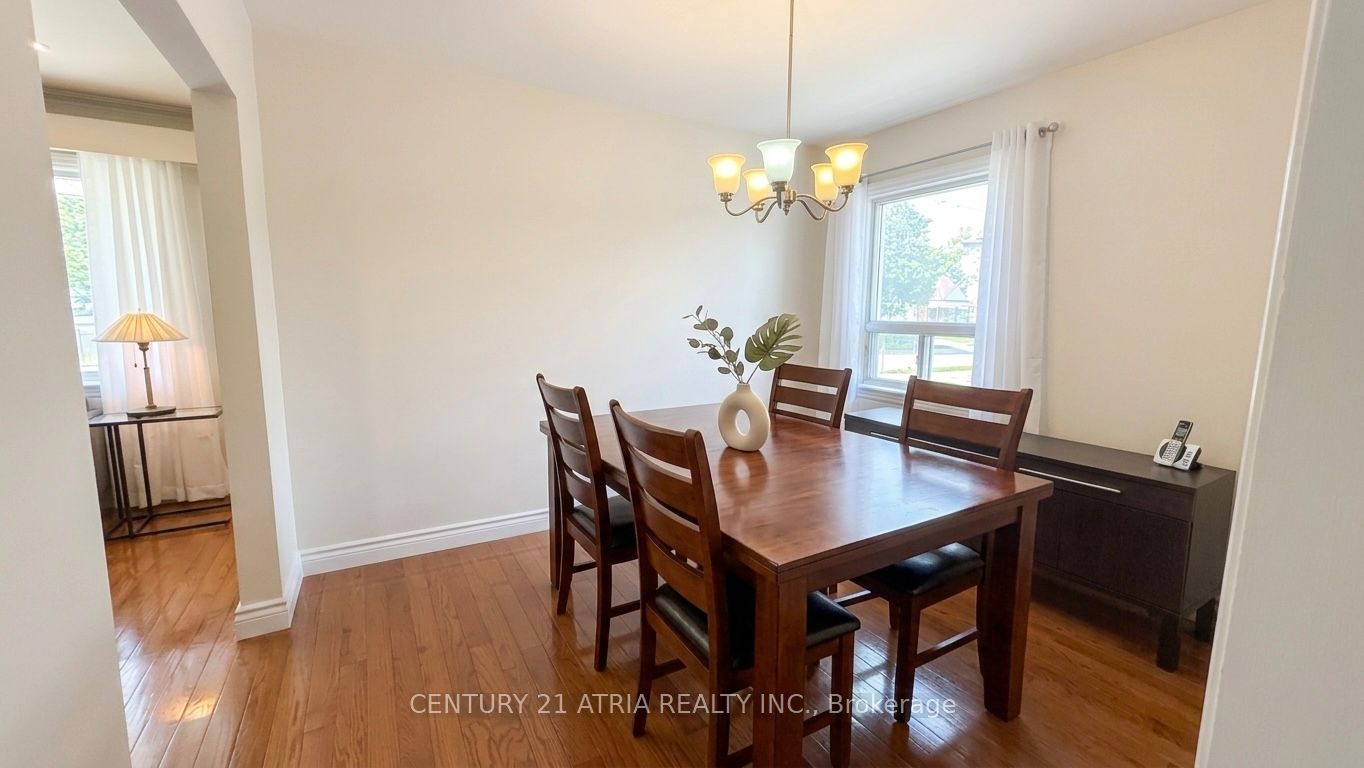 115 Ellington Drive, Toronto, ON M1R 3Y2 photo 4