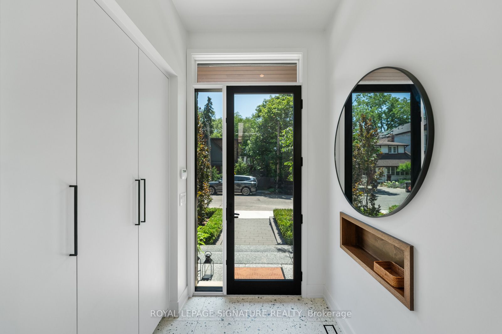 20 Duart Park Road, Toronto, ON M4E 1J2 photo 4