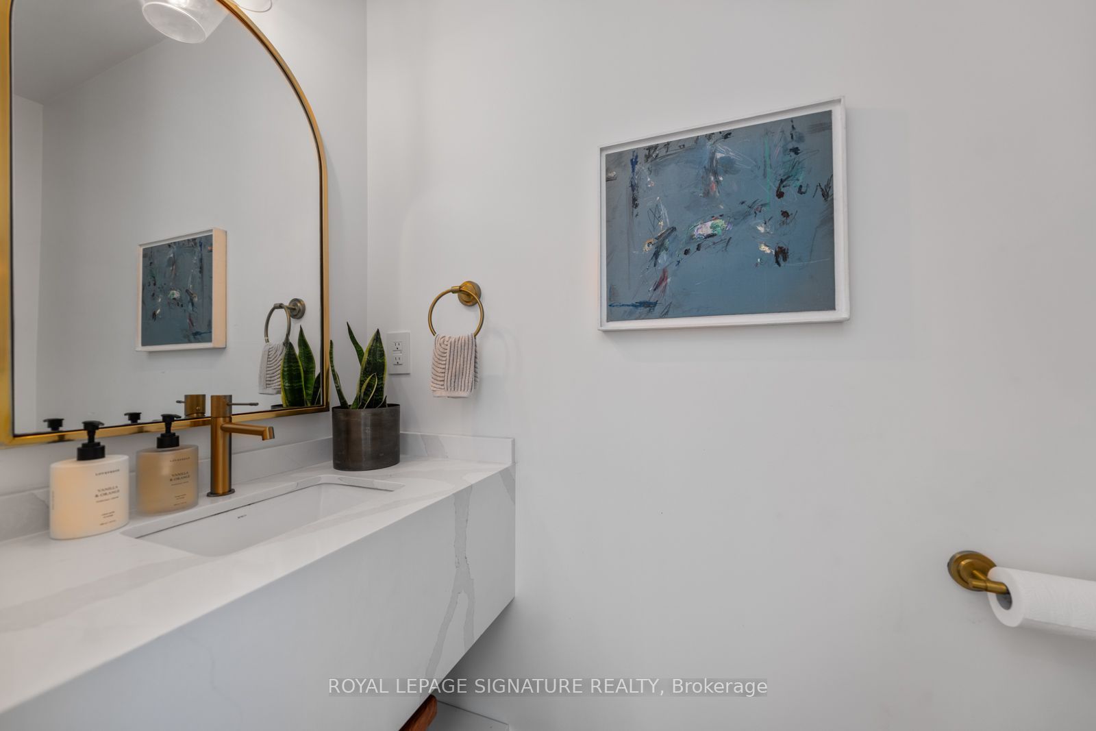 20 Duart Park Road, Toronto, ON M4E 1J2 photo 5