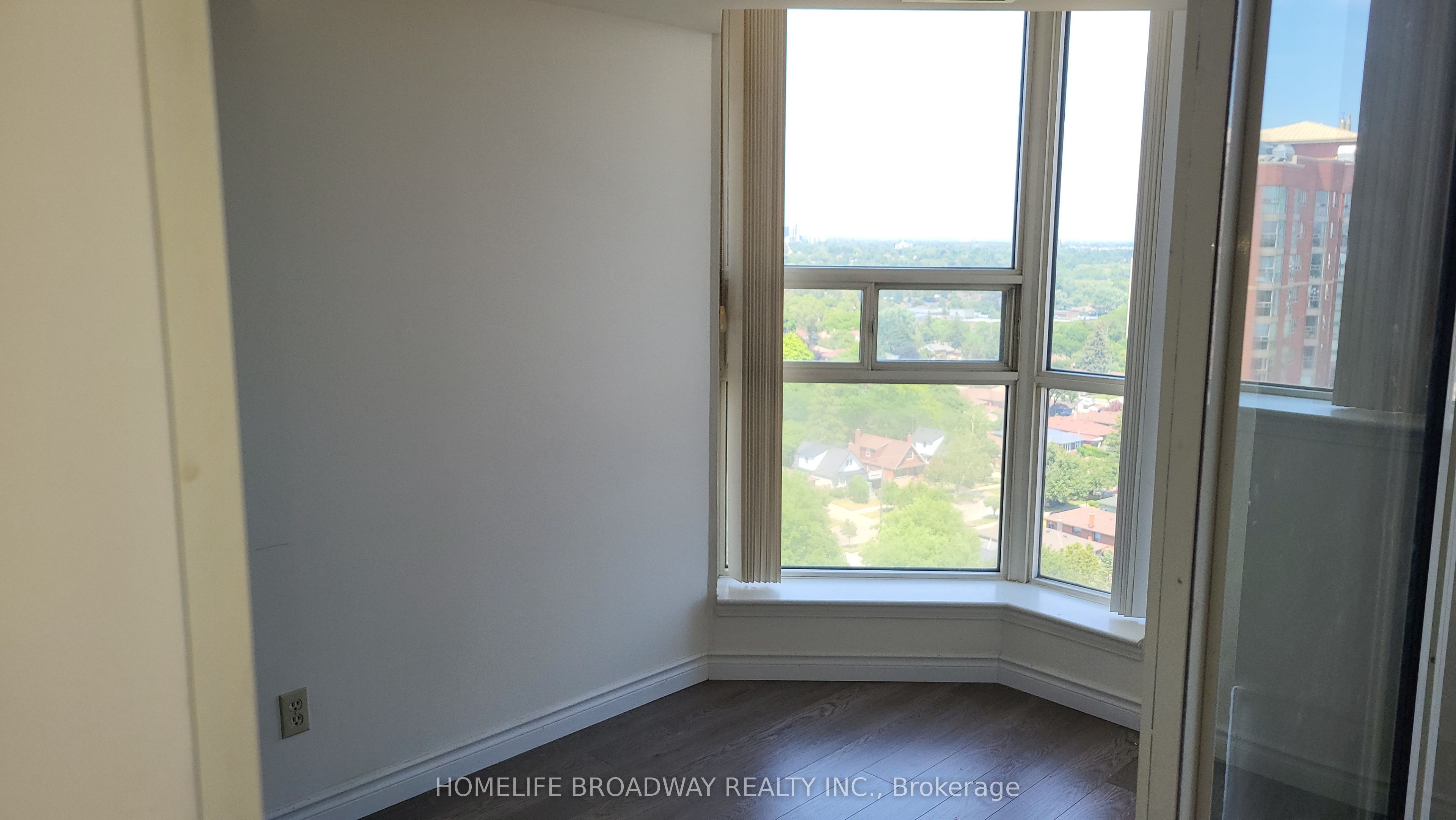 2460 Eglinton Avenue E 1708, Toronto, ON M1K 5J7 photo 4