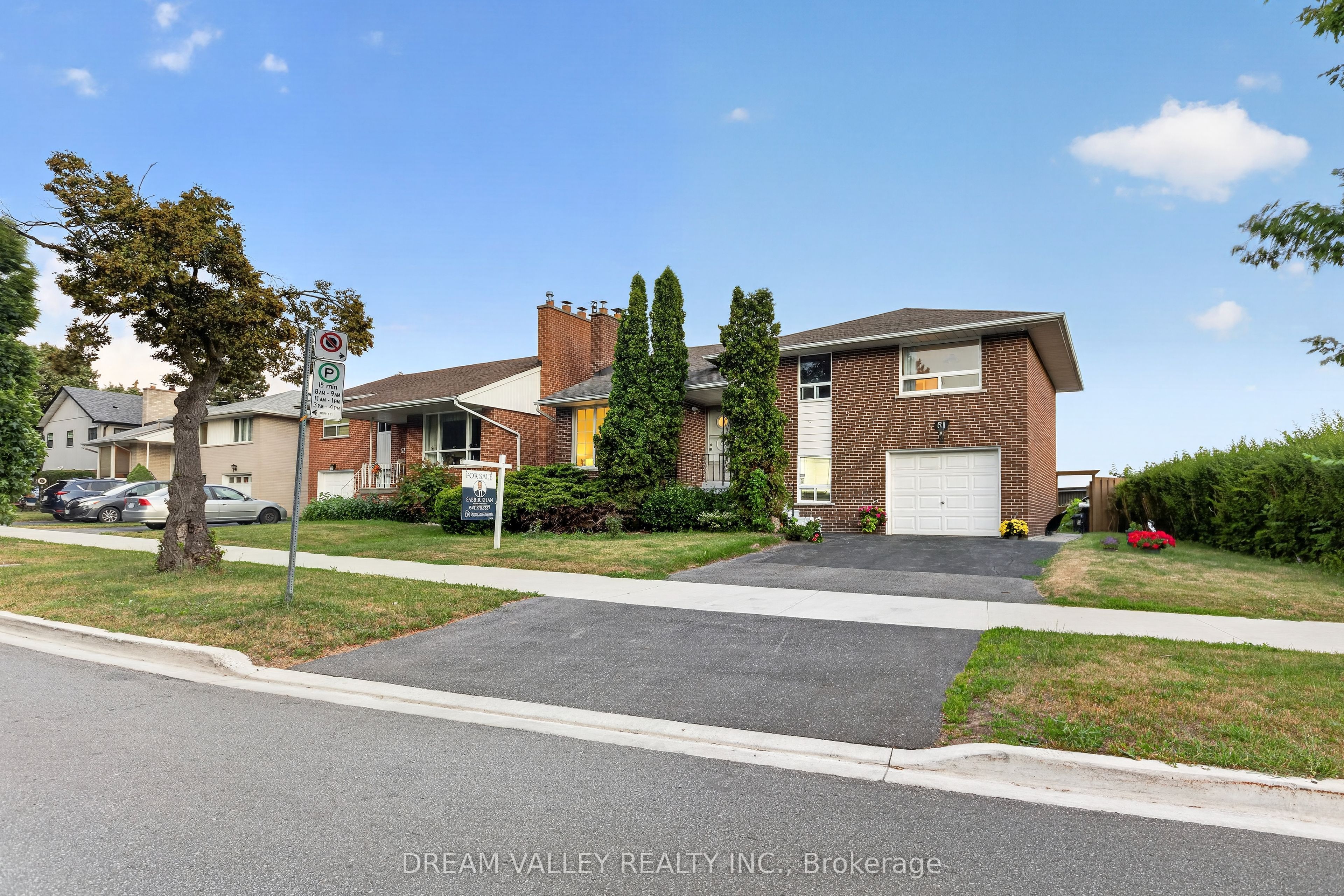51 Sloley Road, Toronto, ON M1M 1C7