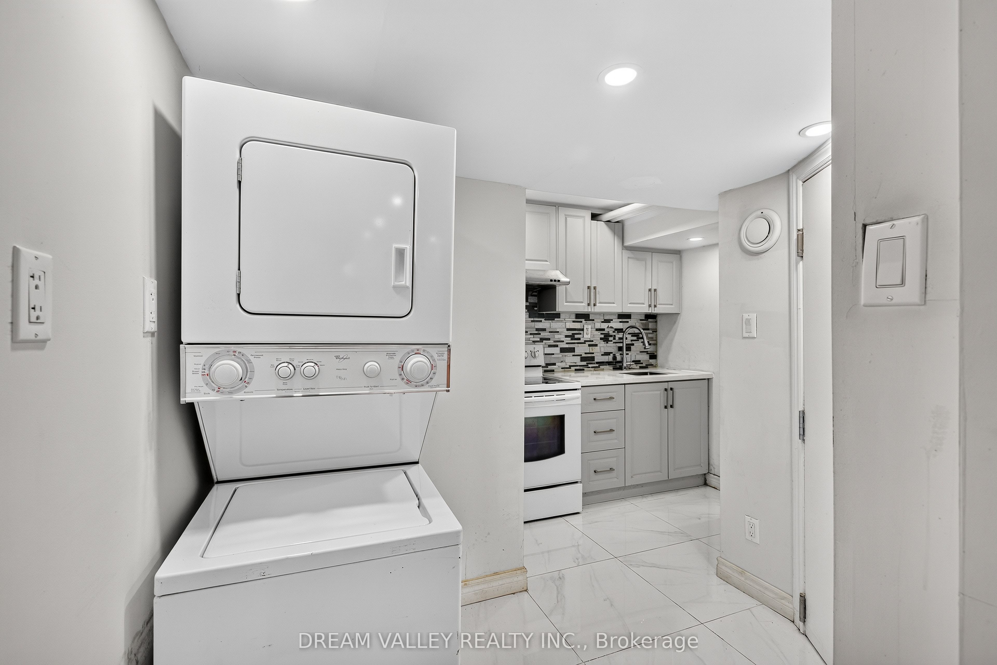 51 Sloley Road, Toronto, ON M1M 1C7 photo 5