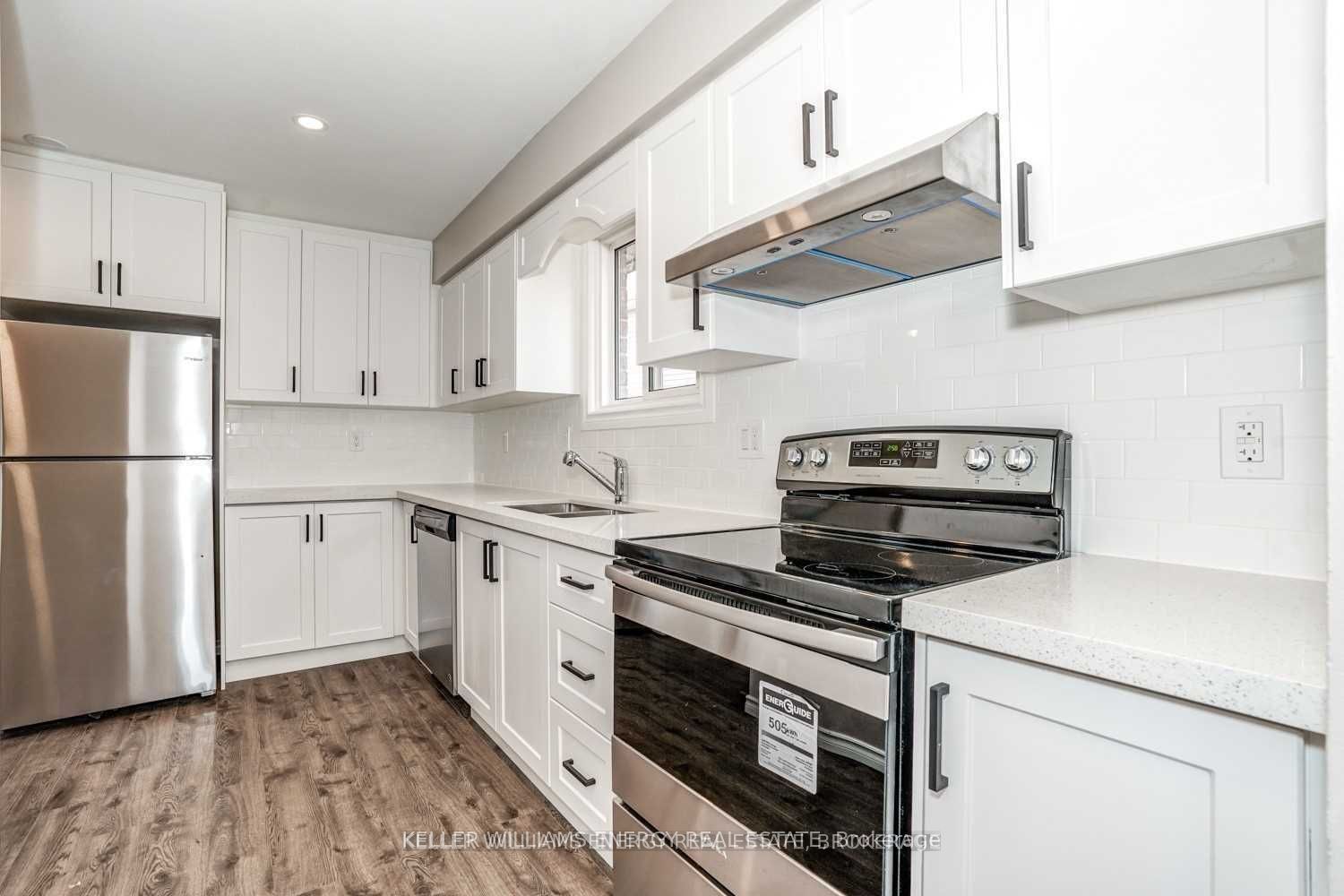 1296 Cherrydown Drive Main, Oshawa, ON L1H 8C9 photo 5