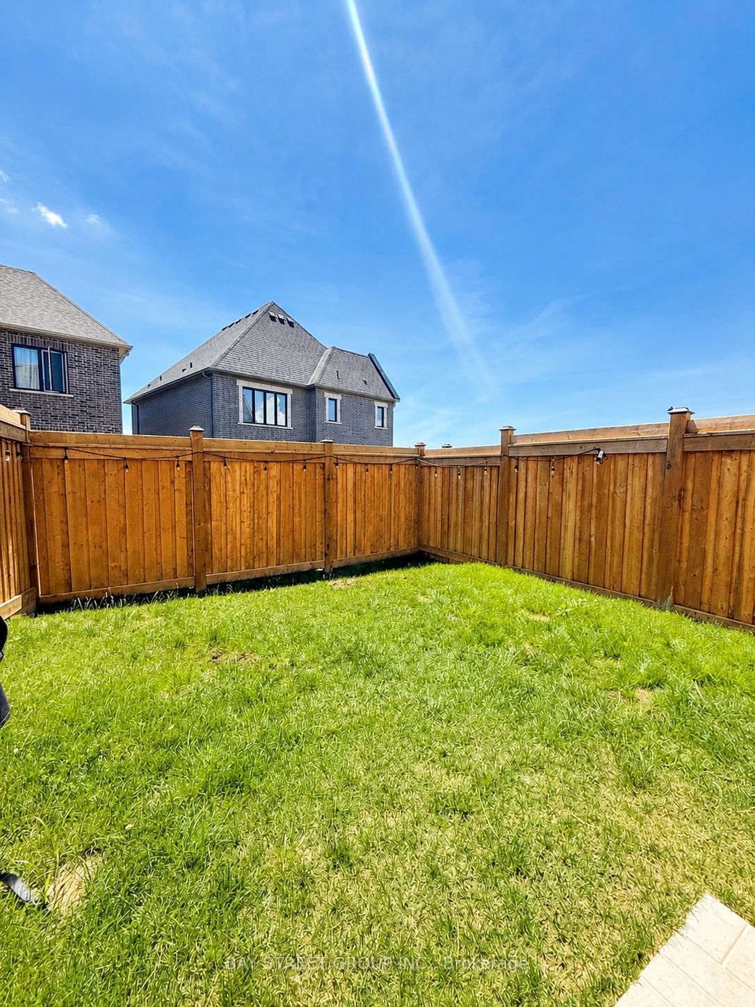 1130 Thompson Drive S, Oshawa, ON L1L 0V4 photo 5