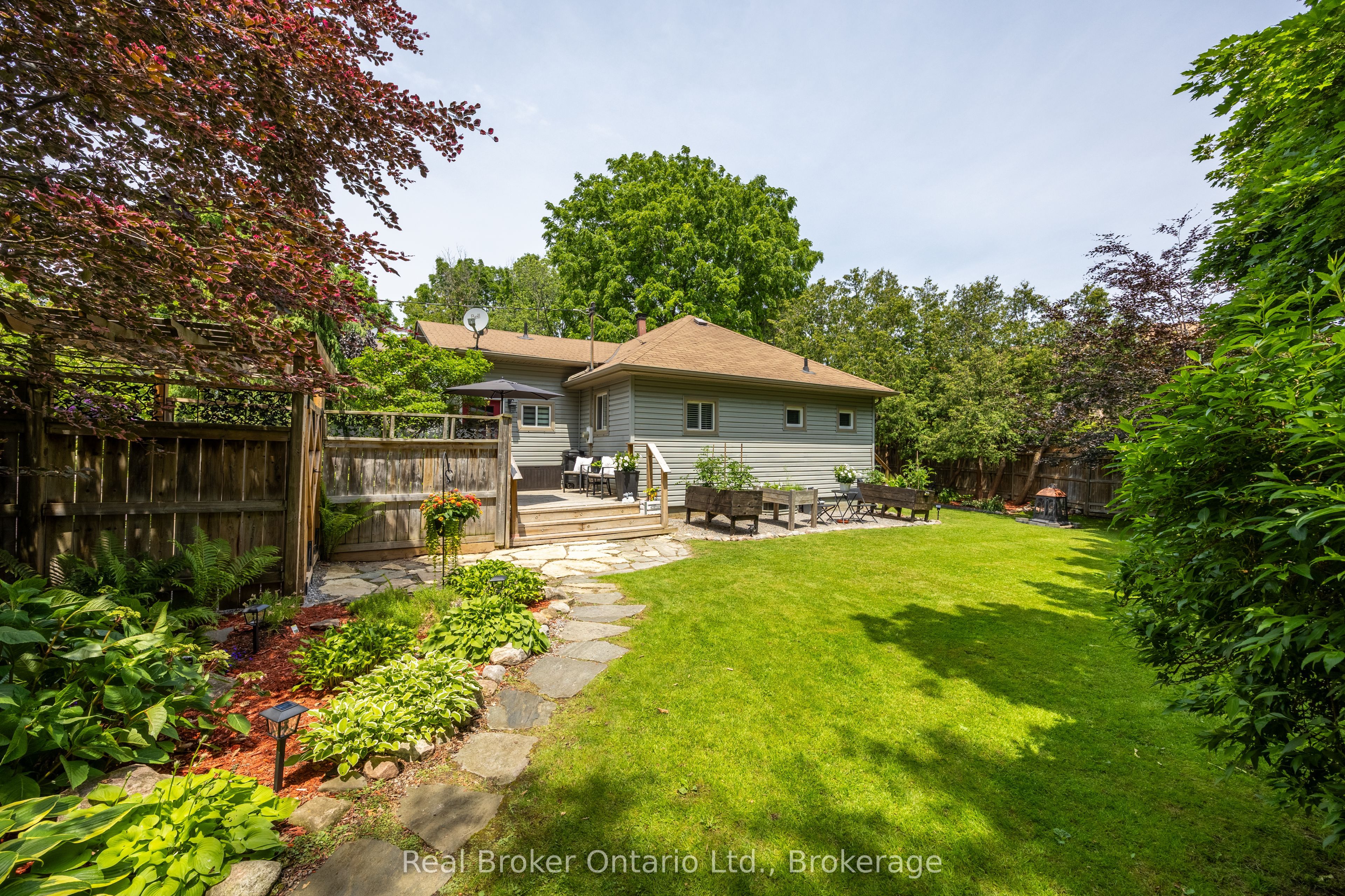 45 Centre Street, Clarington, ON L1C 2Y2