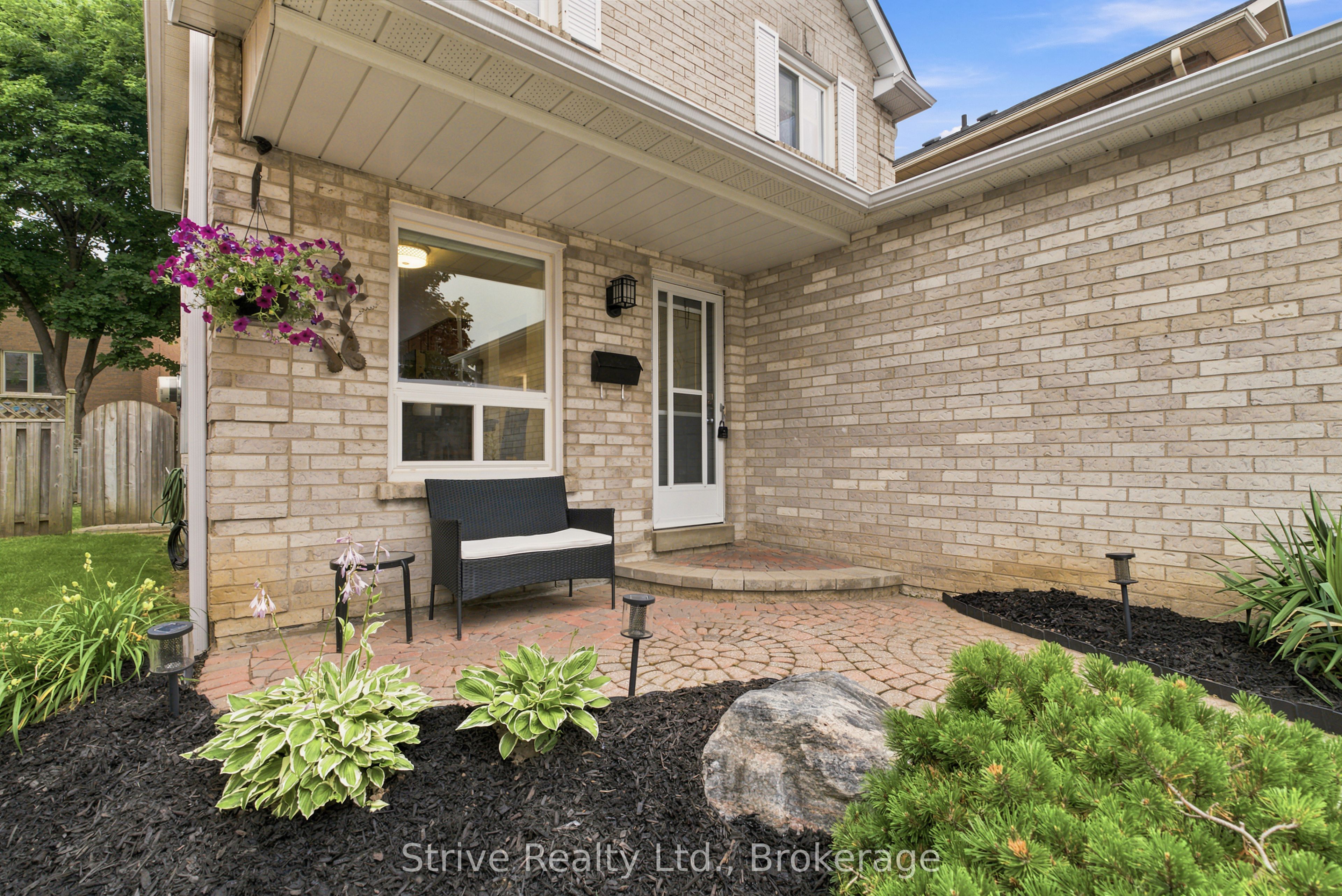 54 Deverill Crescent, Ajax, ON L1T 1S7 photo 2
