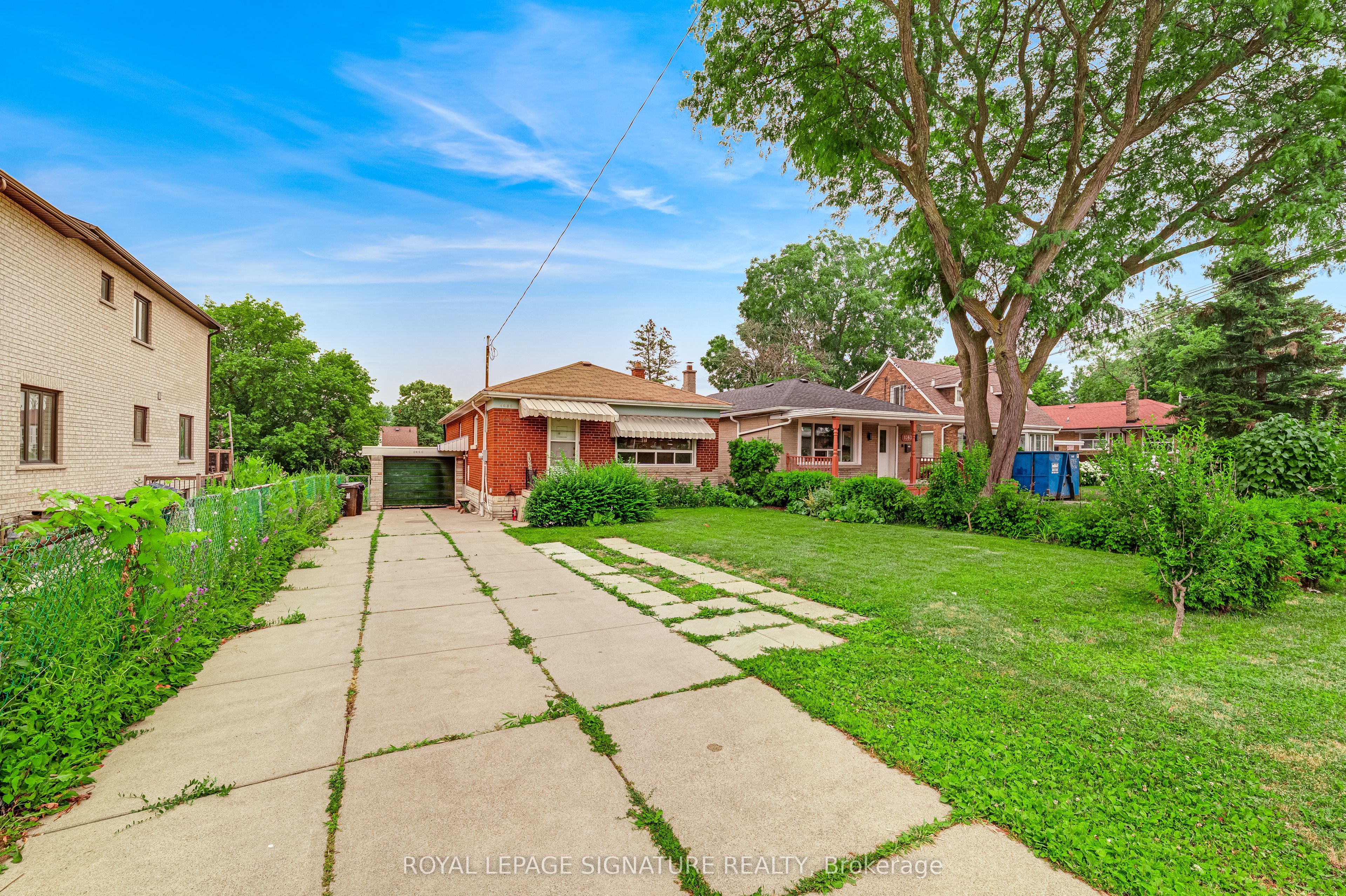 1085 Pharmacy Avenue, Toronto, ON M1R 2H2 photo 2