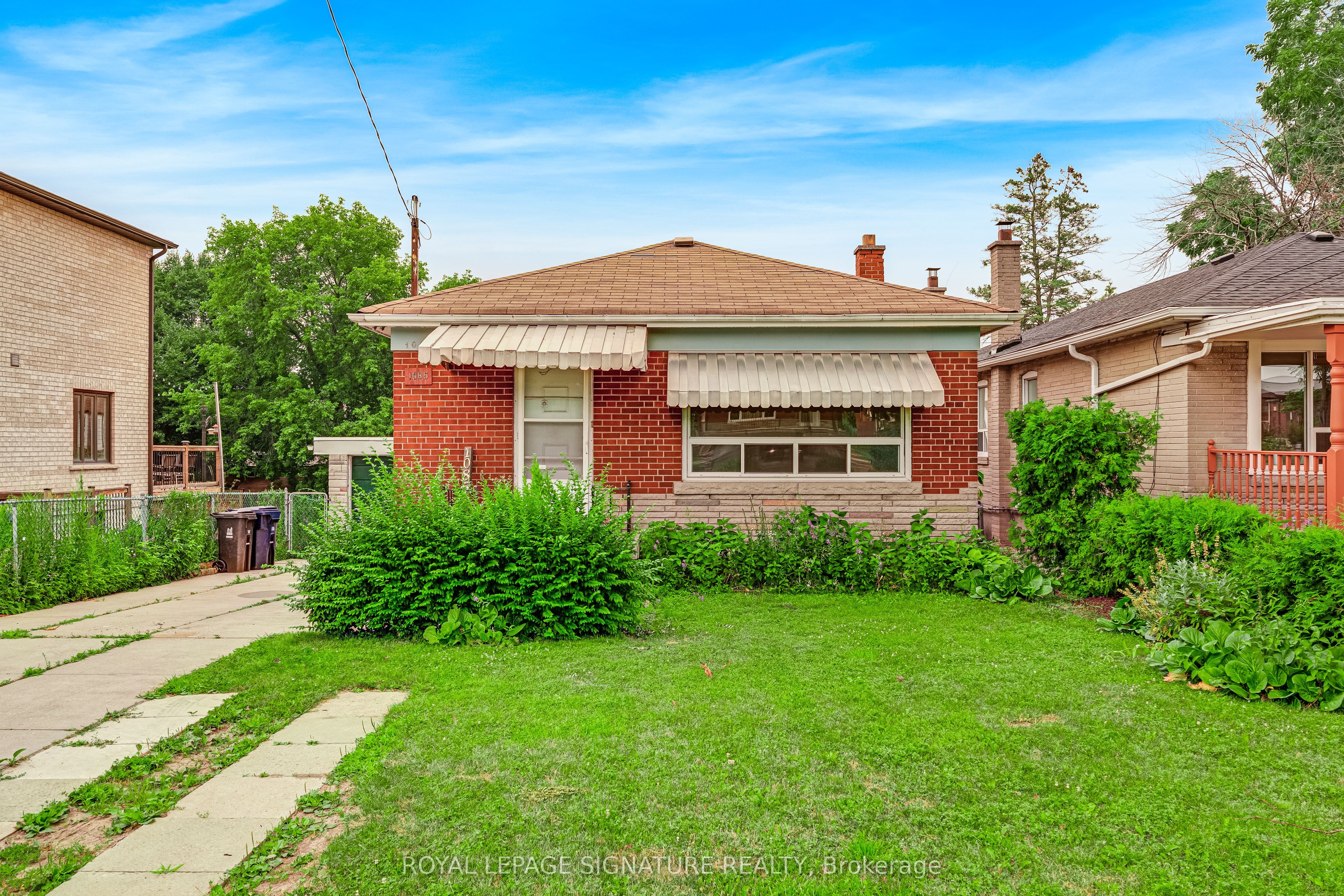 1085 Pharmacy Avenue, Toronto, ON M1R 2H2 photo 3