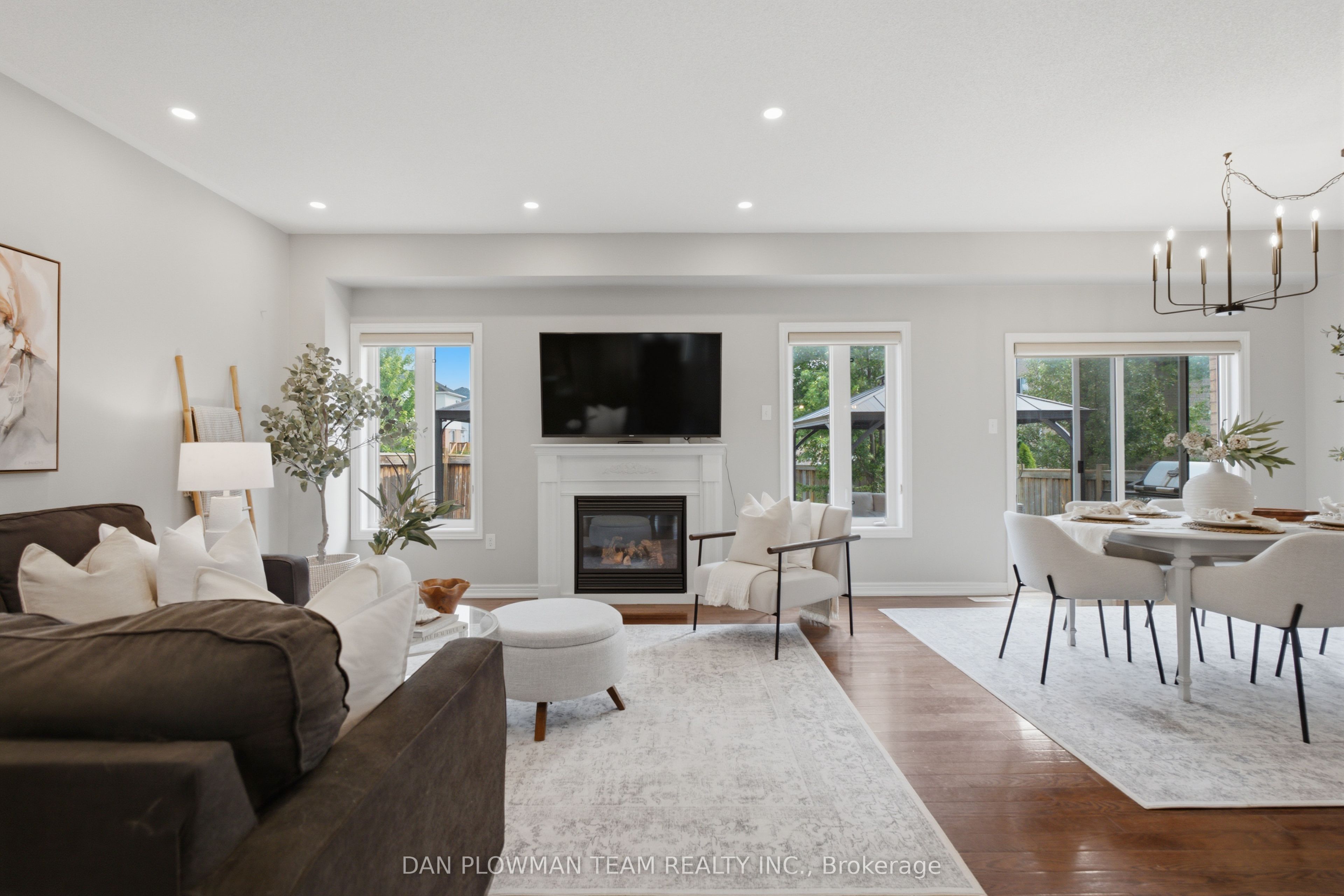 1174 Salmers Drive, Oshawa, ON L1K 0A9 photo 5