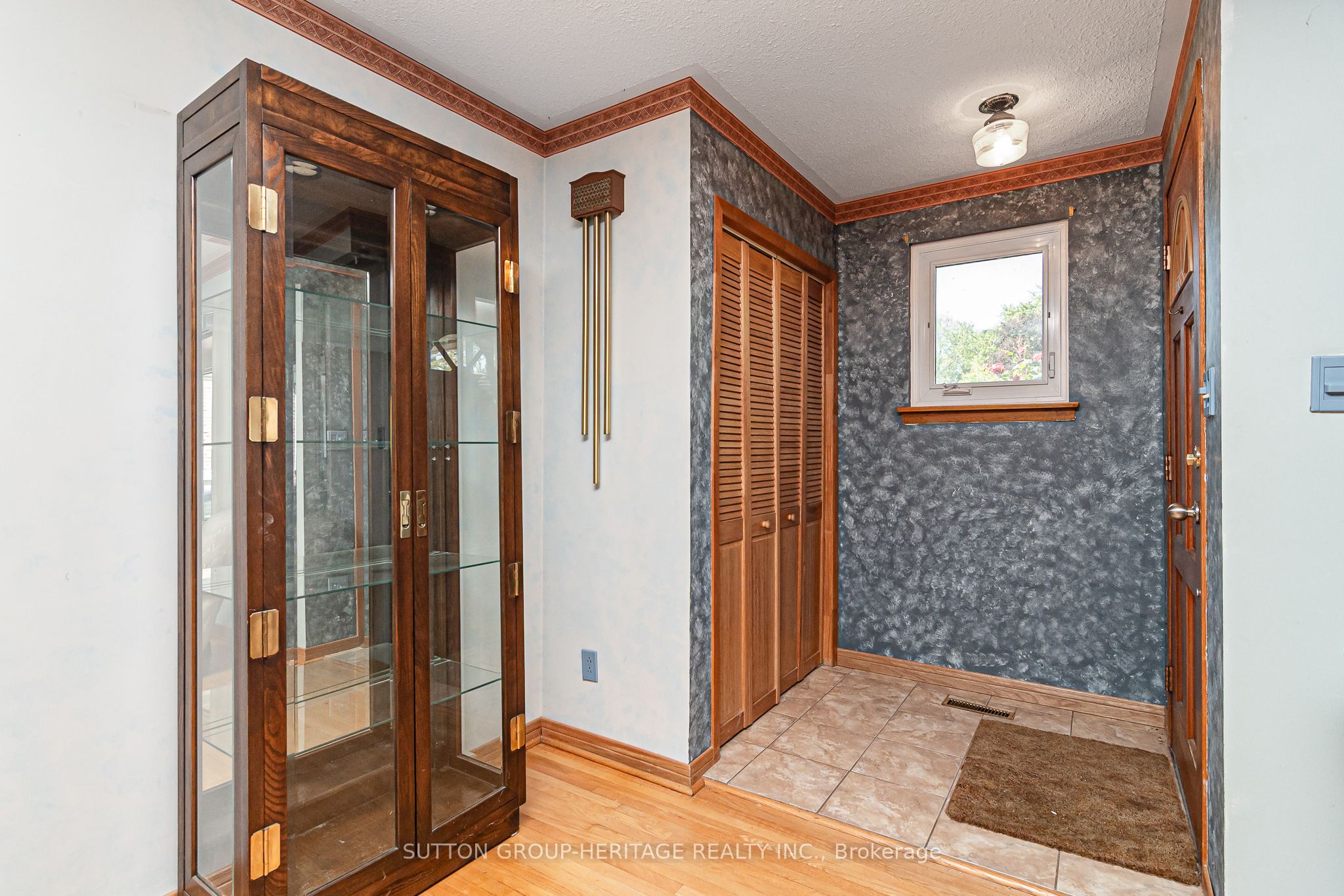 1113 Valley Court, Oshawa, ON L1J 3M4 photo 4