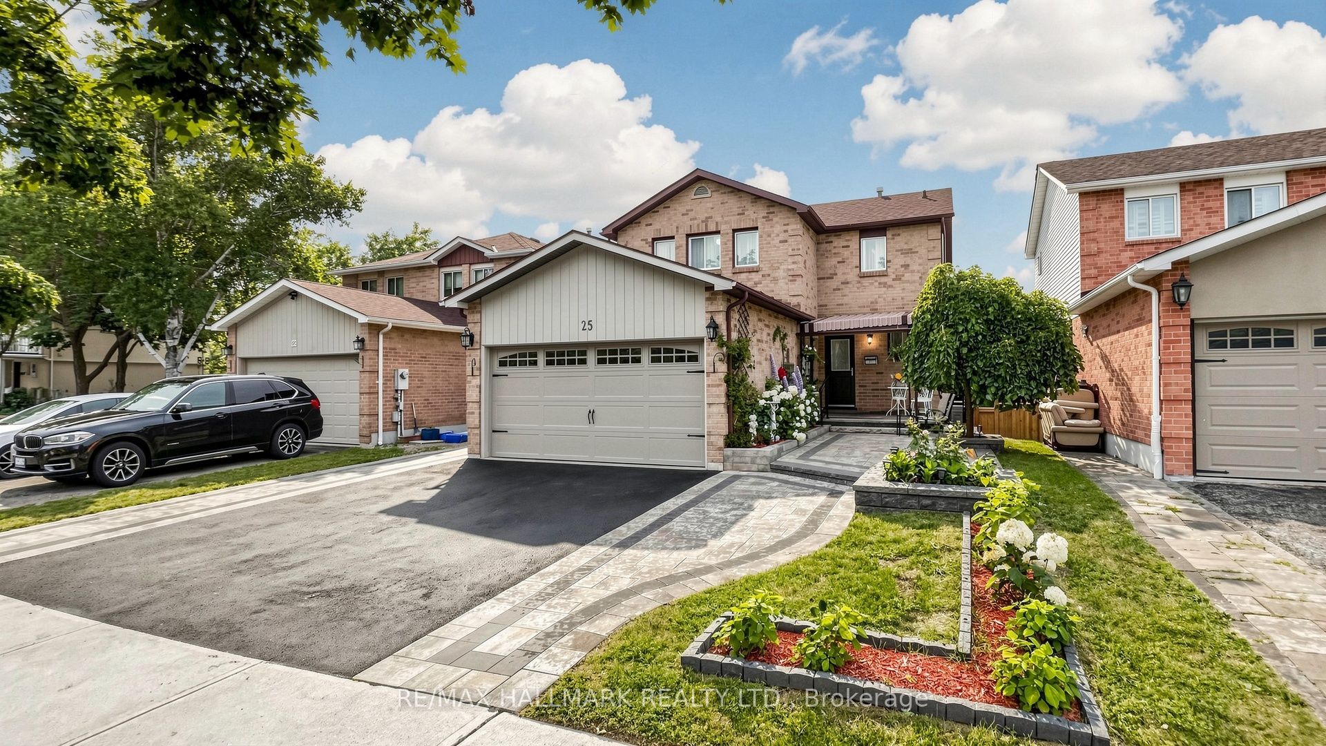 25 Wicks Drive, Ajax, ON L1Z 1C5 photo 3