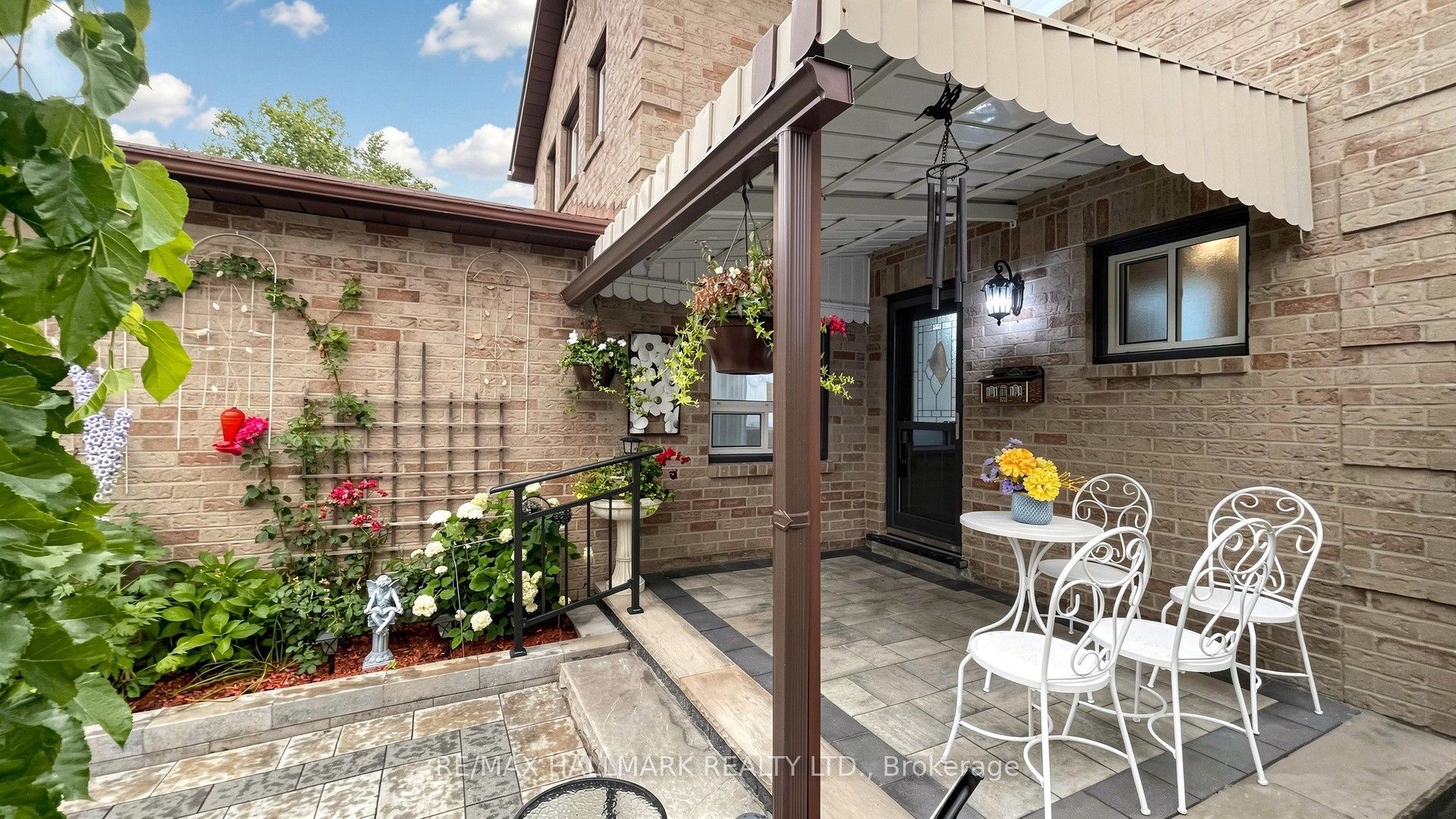 25 Wicks Drive, Ajax, ON L1Z 1C5 photo 5