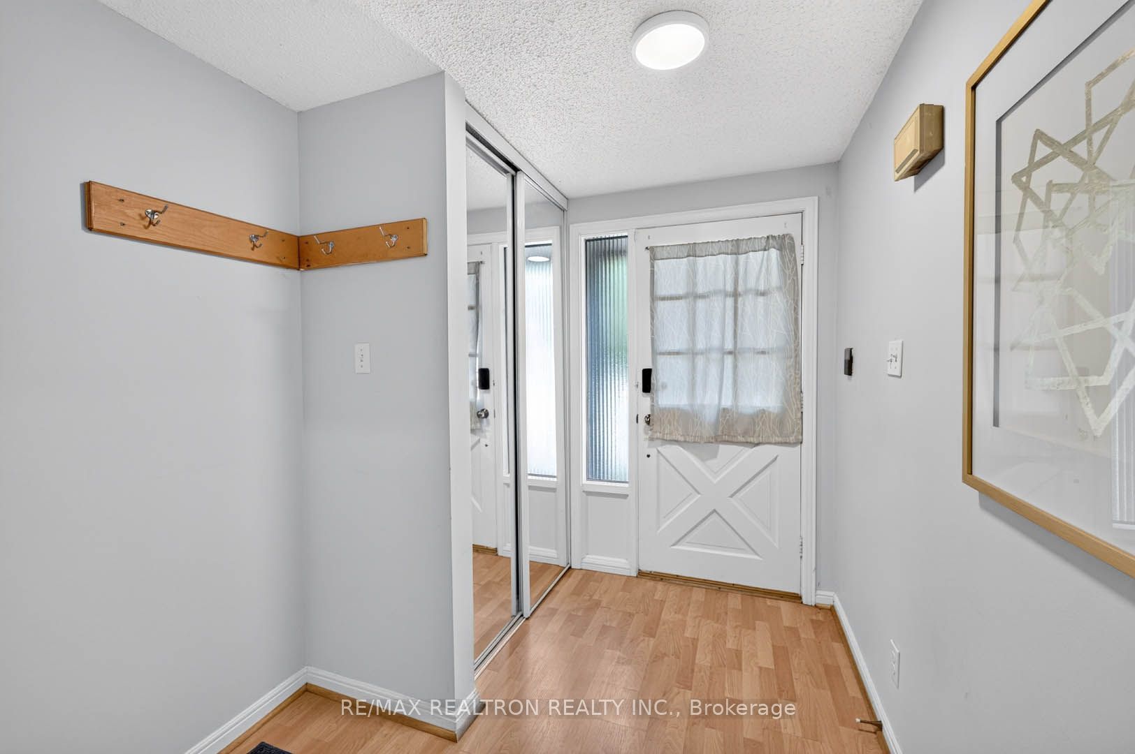 100 Burrows Hall Boulevard 36, Toronto, ON M1B 1M7 photo 2