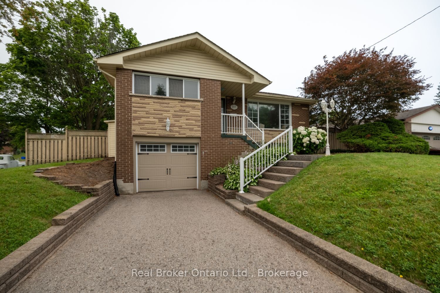 1125 Belvedere Avenue, Oshawa, ON L1H 1S9 photo 4