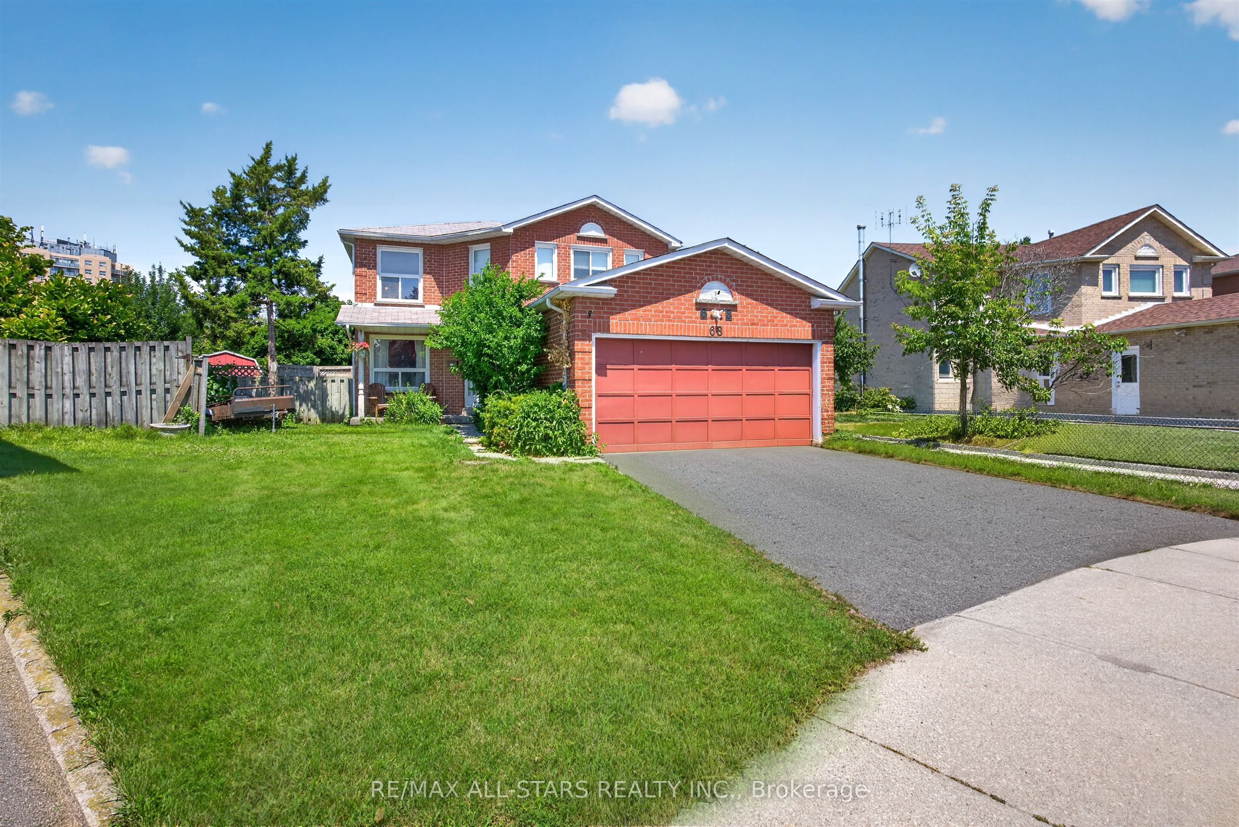 68 Patterson Crescent, Ajax, ON L1S 6P3 photo 2