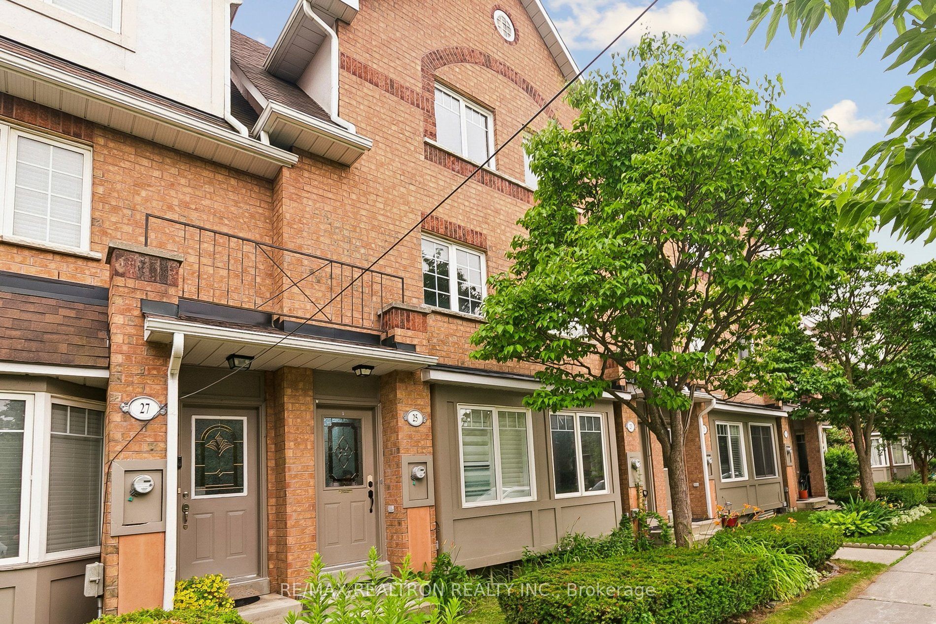 25 Hedge End Road, Toronto, ON M1B 5Z4 photo 3