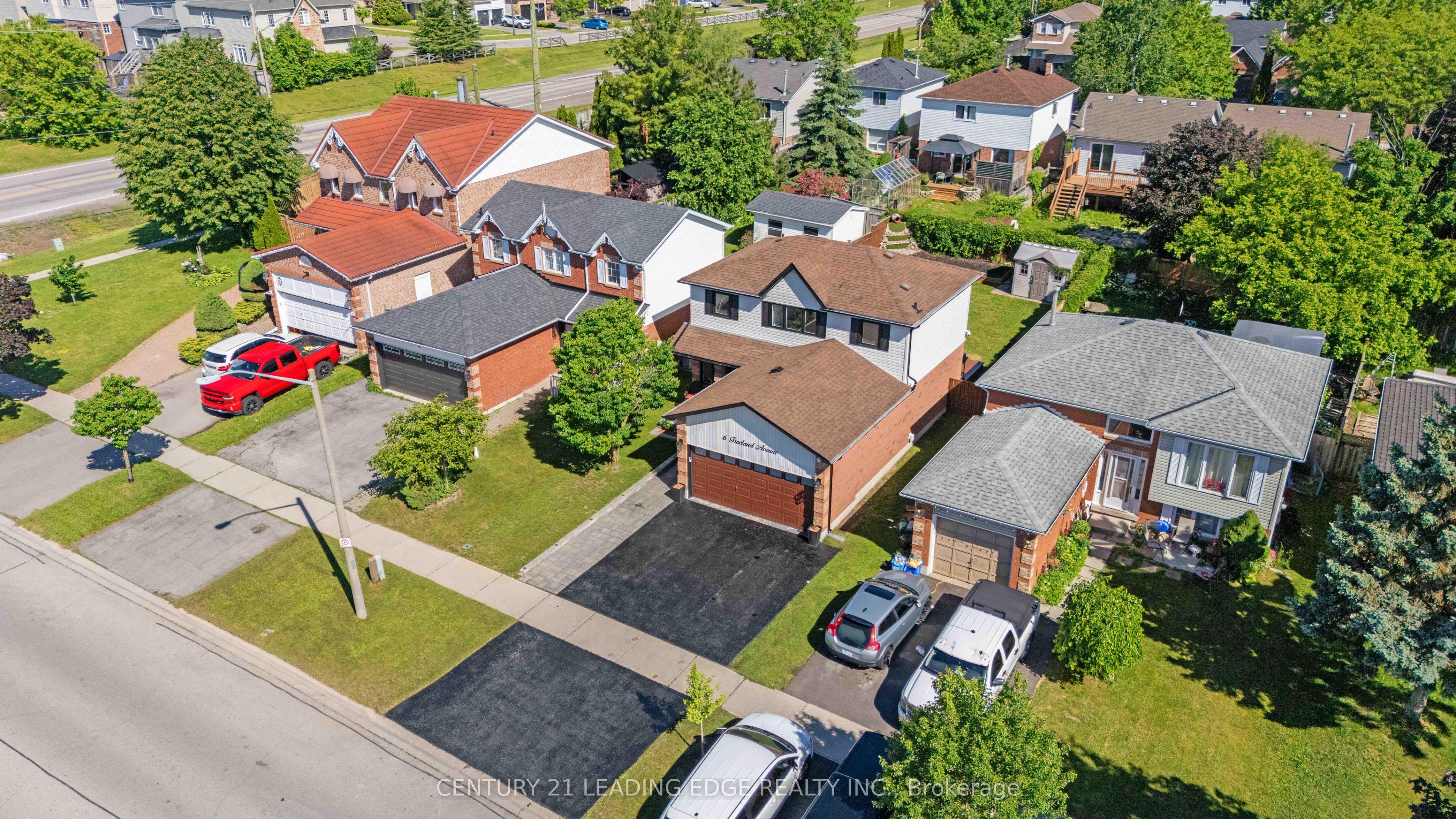 6 Freeland Avenue, Clarington, ON L1C 4R9 photo 2
