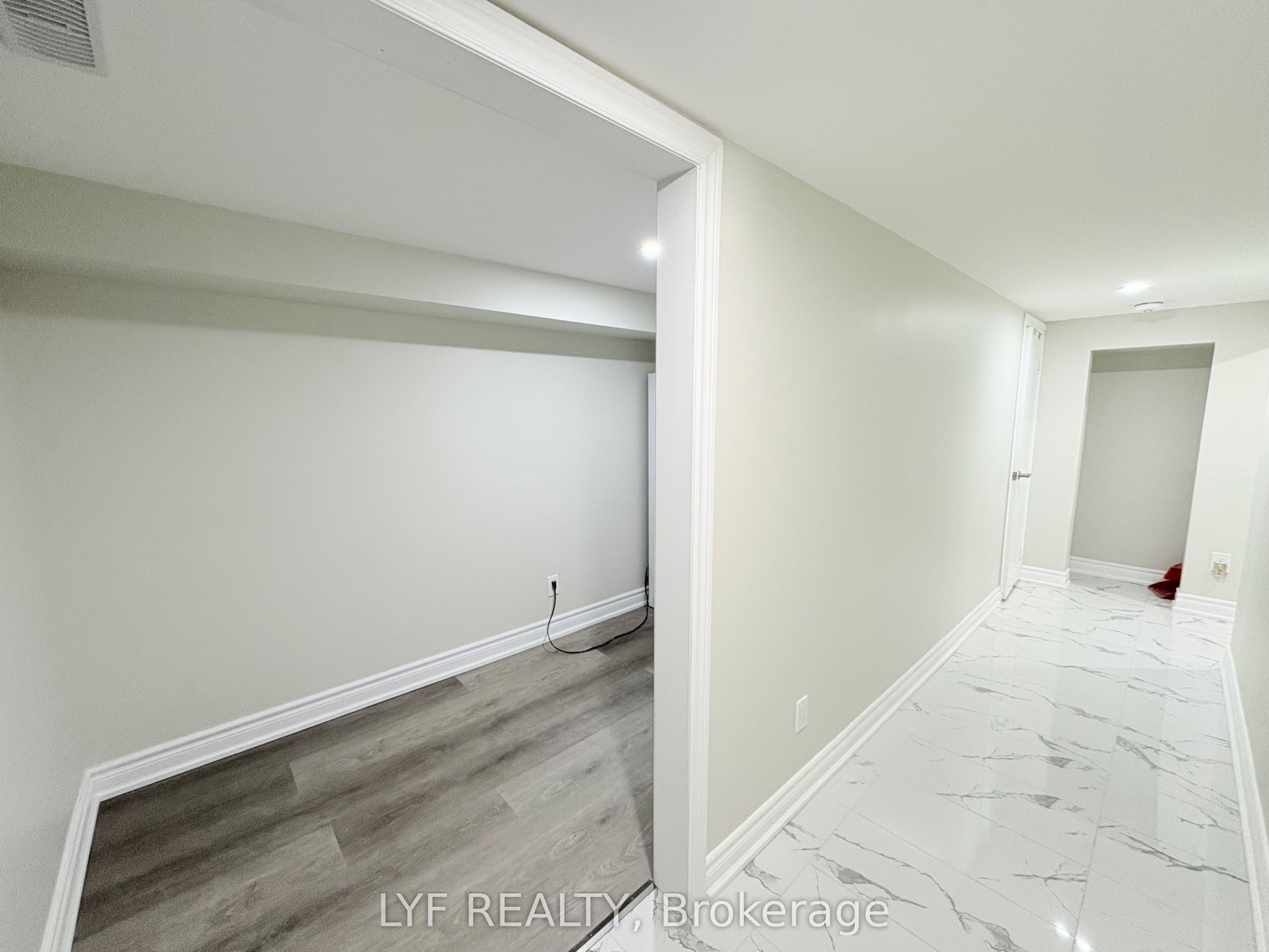22 Ivordale Crescent BSMT, Toronto, ON M1R 2W6 photo 4