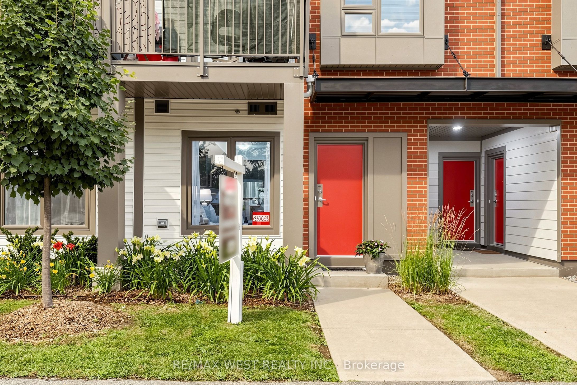 2635 William Jackson Drive 404, Pickering, ON L1X 0L3 photo 2