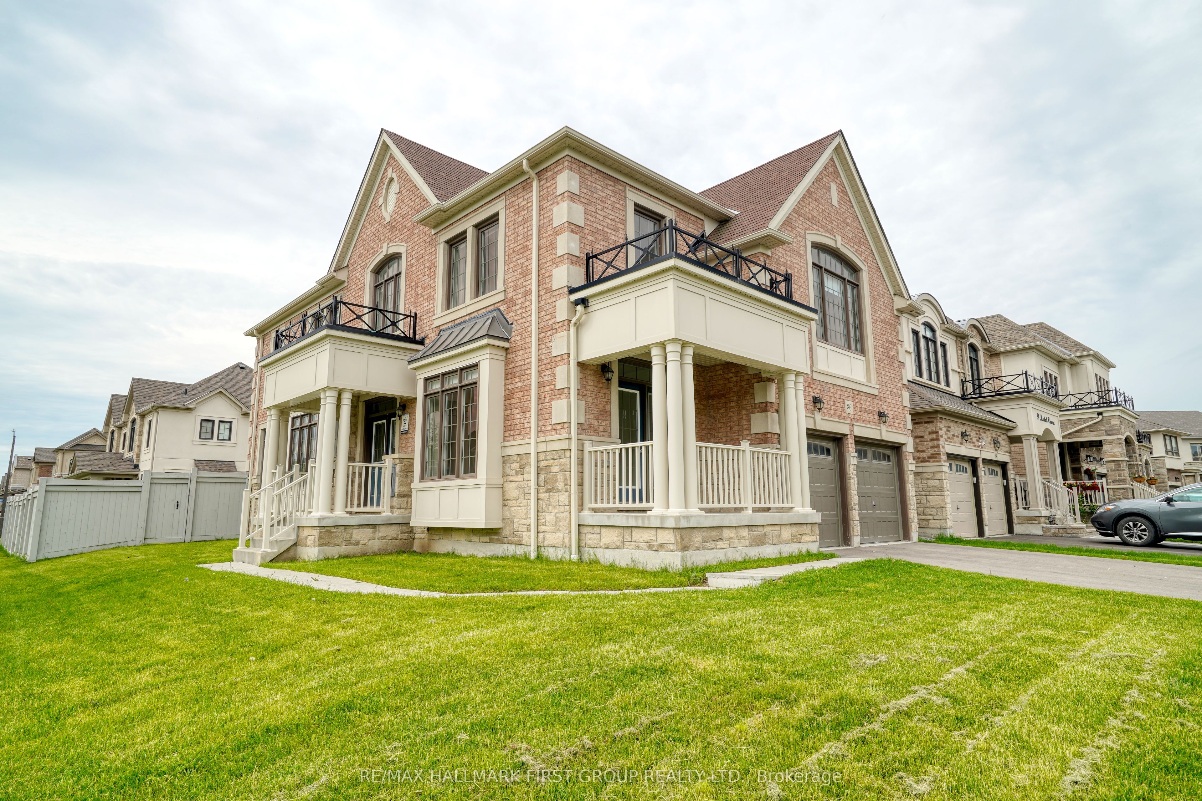 86 Maskell Crescent, Whitby, ON L1P 0J7 photo 2