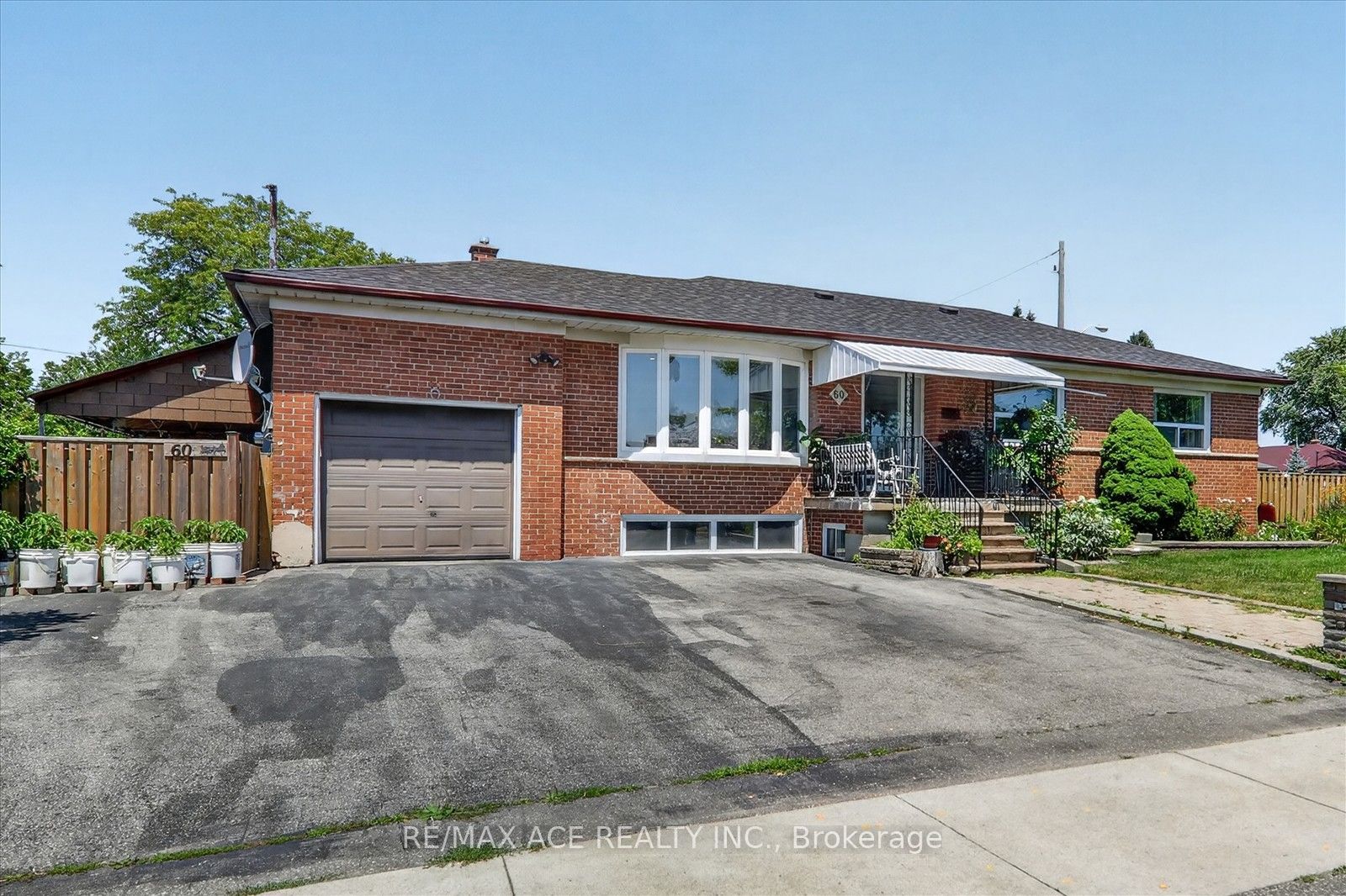 60 Chillery Avenue, Toronto, ON M1K 4S9 photo 2