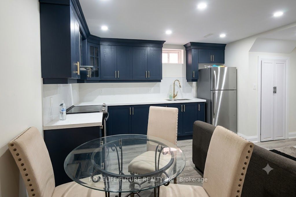 31 Hayeraft Street Bsmt, Whitby, ON L1P 0C6 photo 5