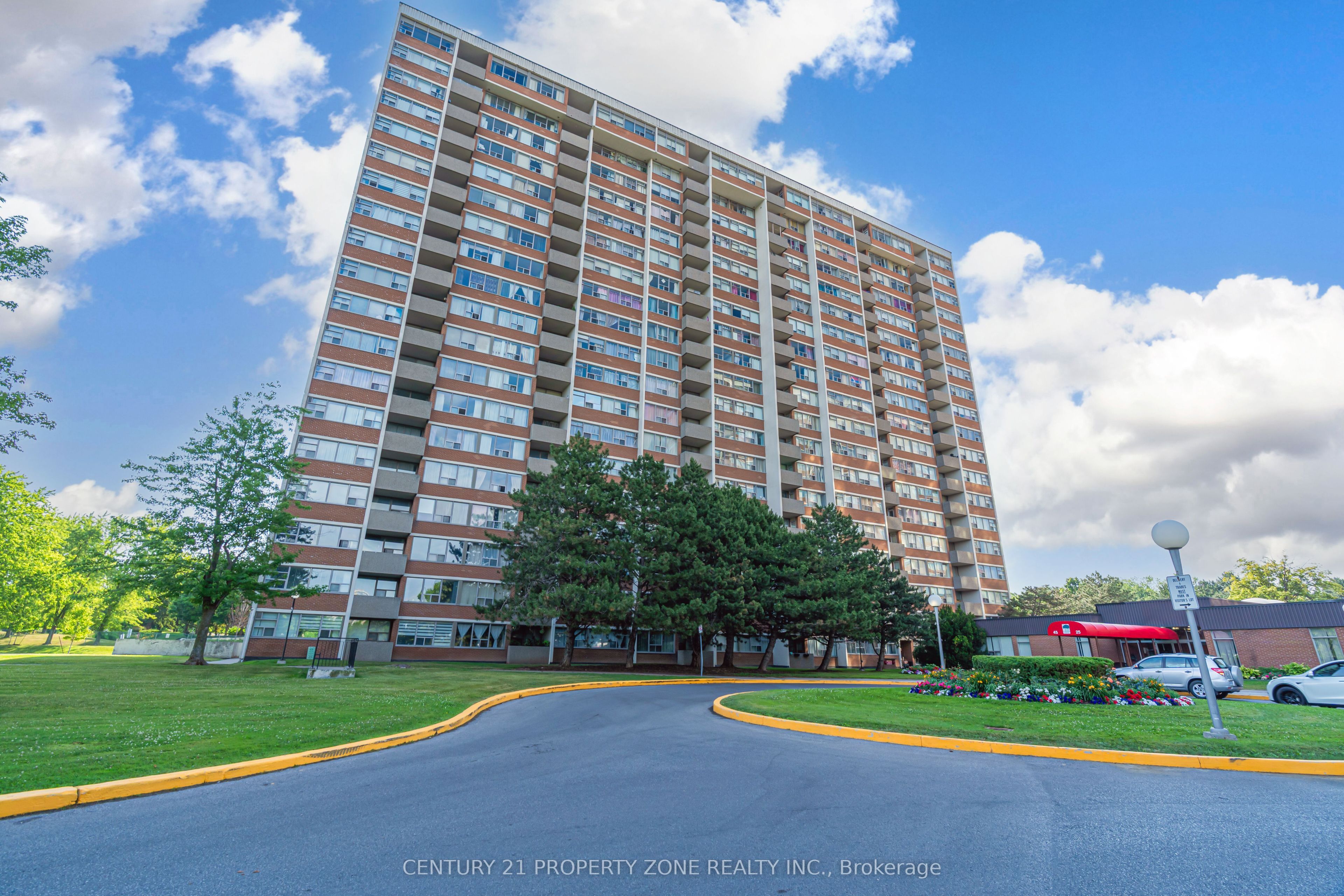 45 Silver Springs Boulevard 209, Toronto, ON M1V 1R2 photo 2