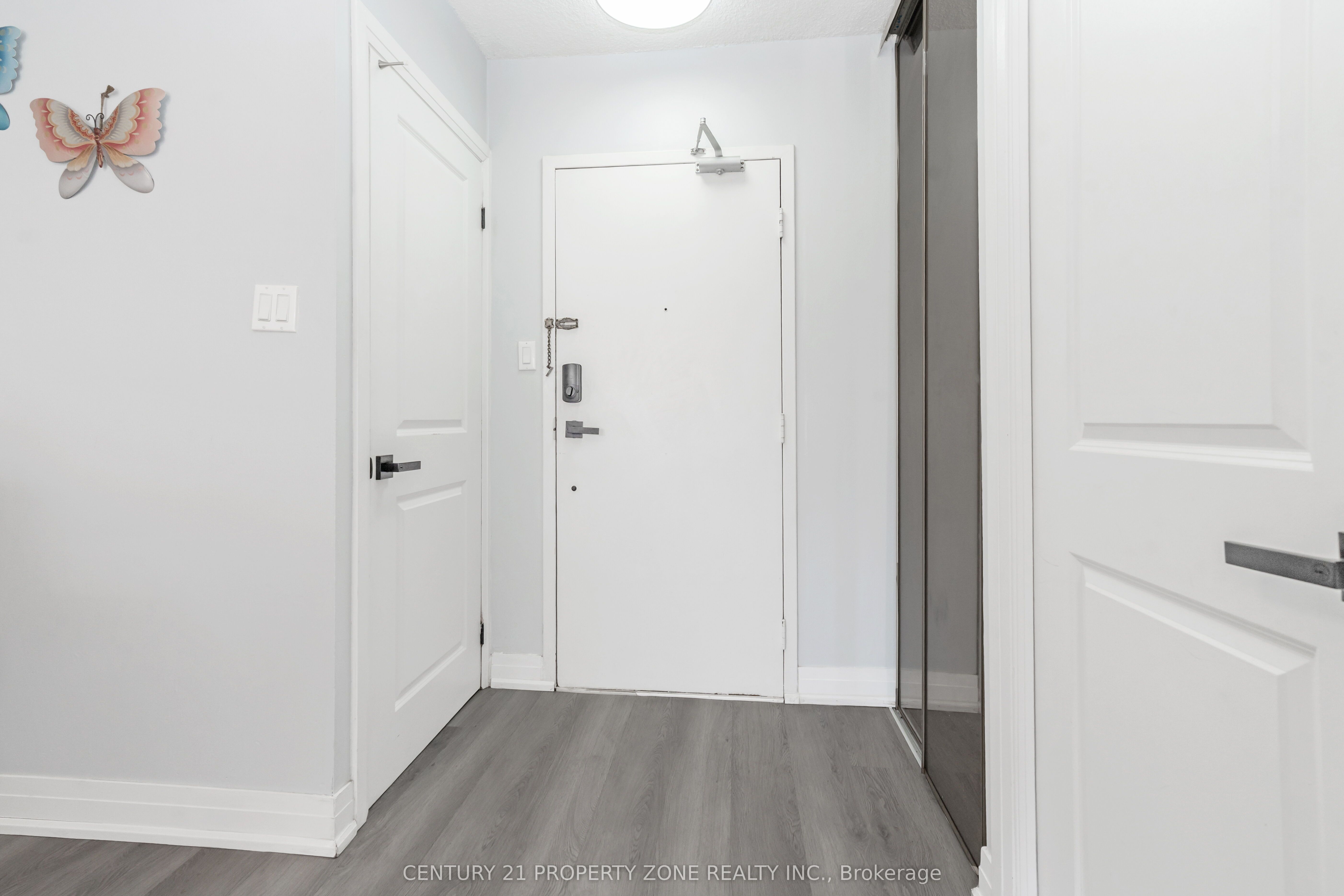 45 Silver Springs Boulevard 209, Toronto, ON M1V 1R2 photo 4