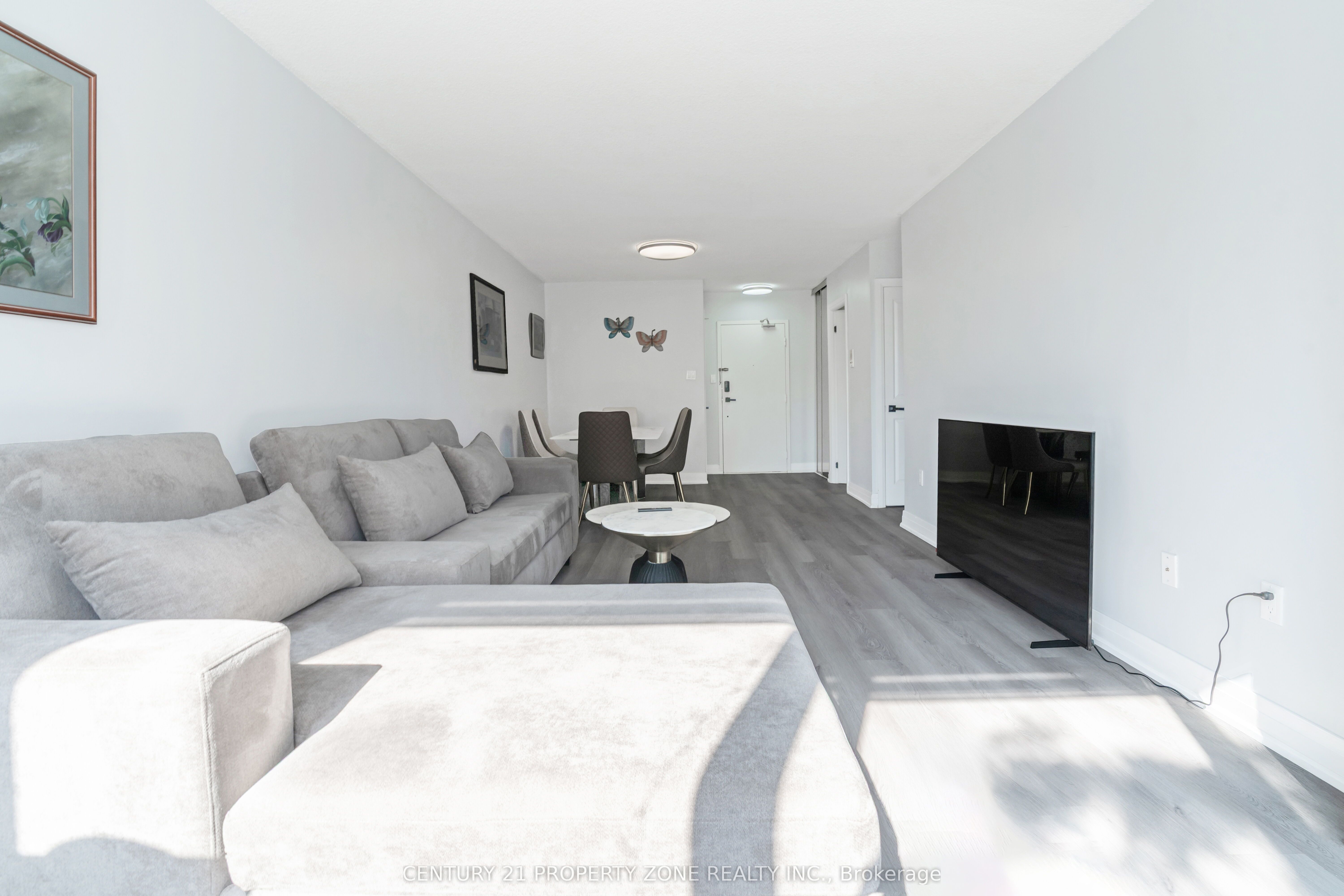 45 Silver Springs Boulevard 209, Toronto, ON M1V 1R2 photo 5