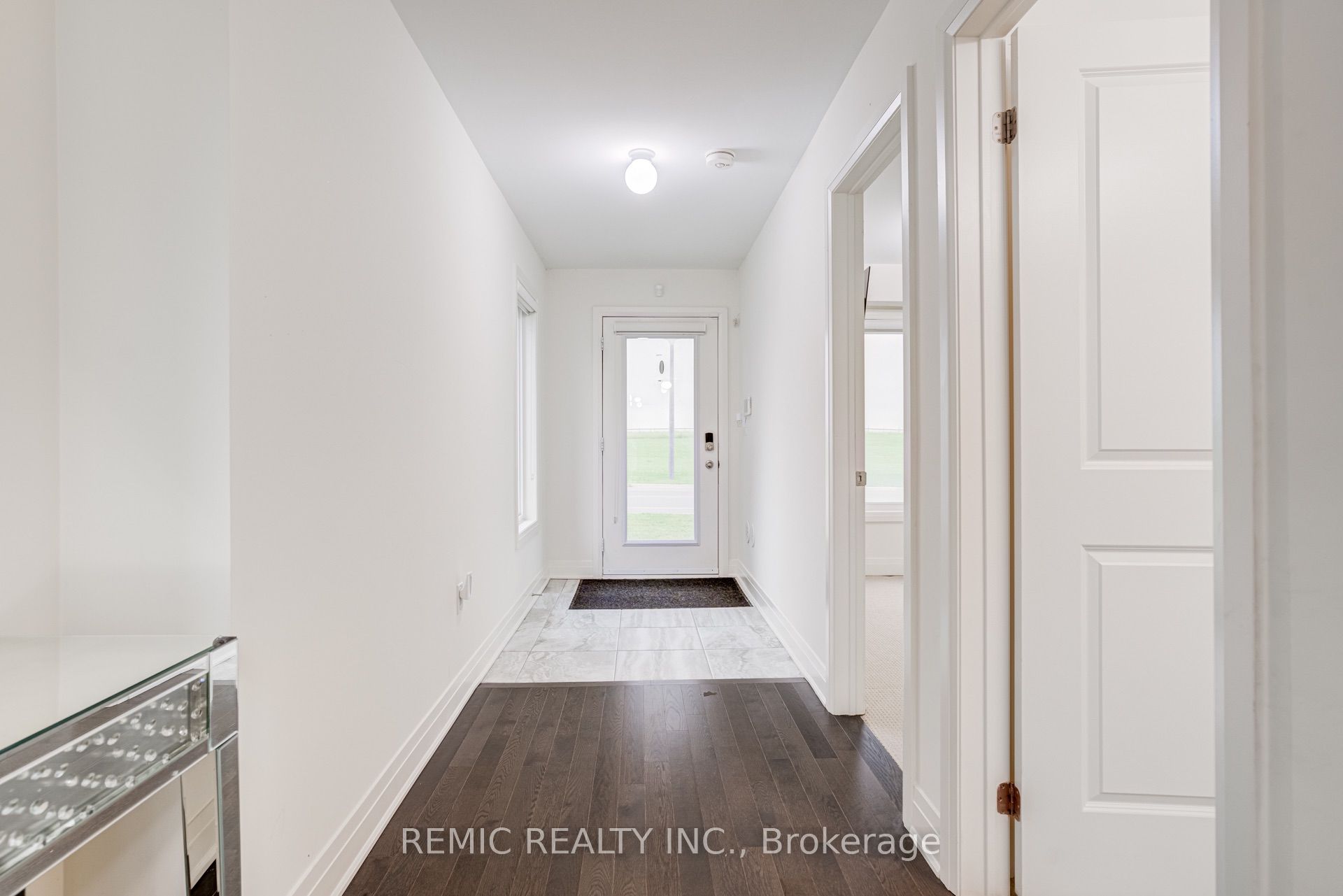 739 Port Darlington Road, Clarington, ON L1C 7G4 photo 3