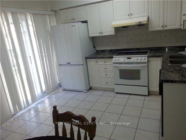 29 Rosebank Drive 903, Toronto, ON M1B 5Y7