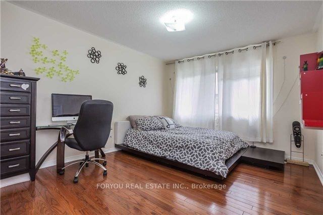 29 Rosebank Drive 903, Toronto, ON M1B 5Y7 photo 2
