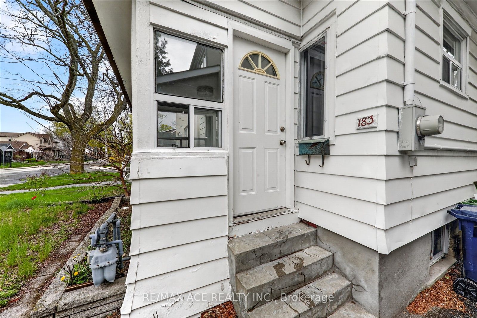 183 Glebemount Avenue, Toronto, ON M4C 3S9 photo 5