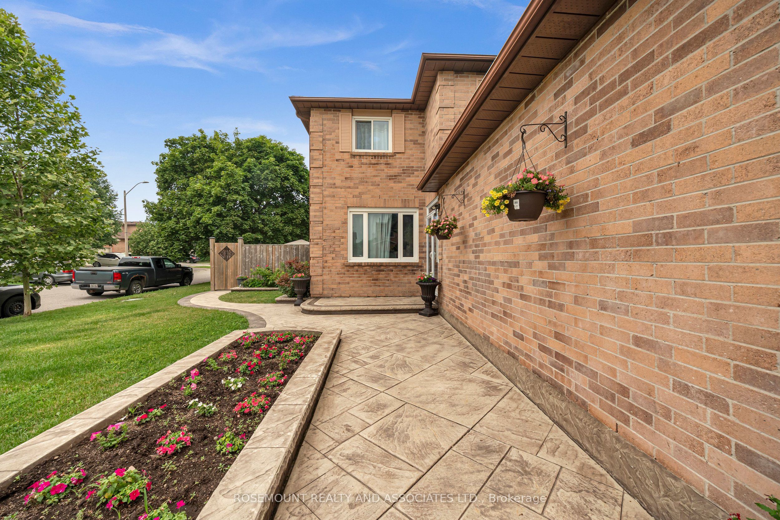 95 Rotherglen N Road N, Ajax, ON L1T 1T4 photo 3