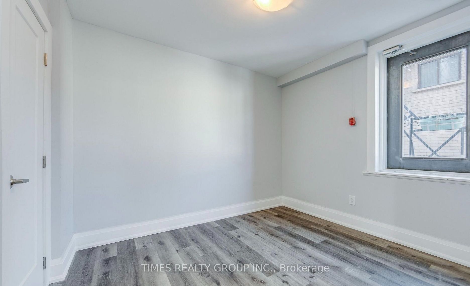 1480 Dundas Street E 5, Toronto, ON M4M 1S9 photo 4