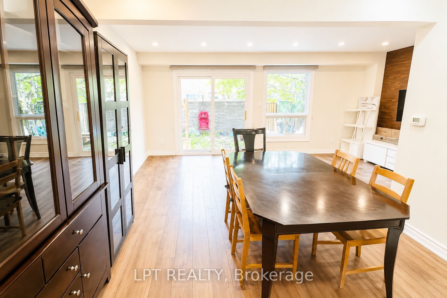 100 Burrows Hall Boulevard 63, Toronto, ON M1B 1M7 photo 4