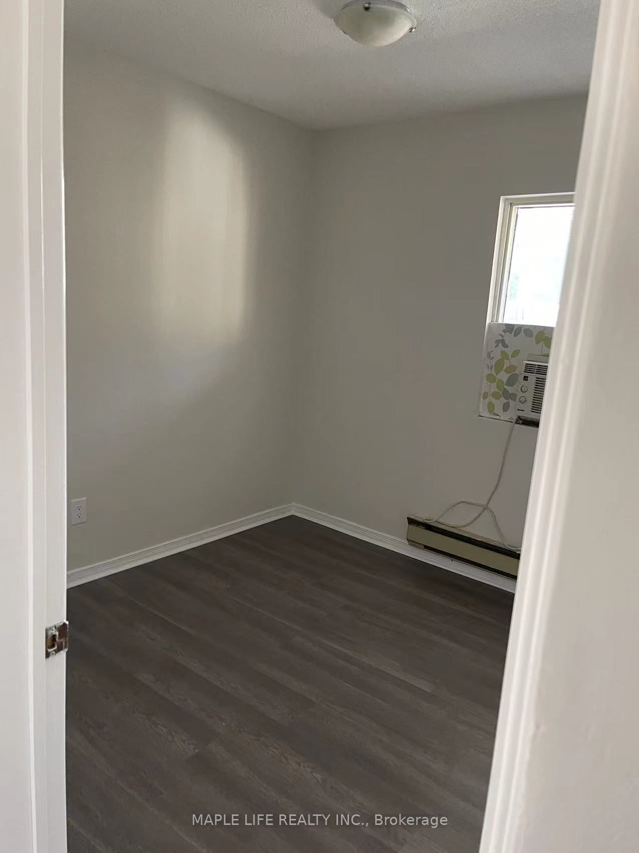 623 Gerrard Street E Unit 3, Toronto, ON M4M 1Y2 photo 5