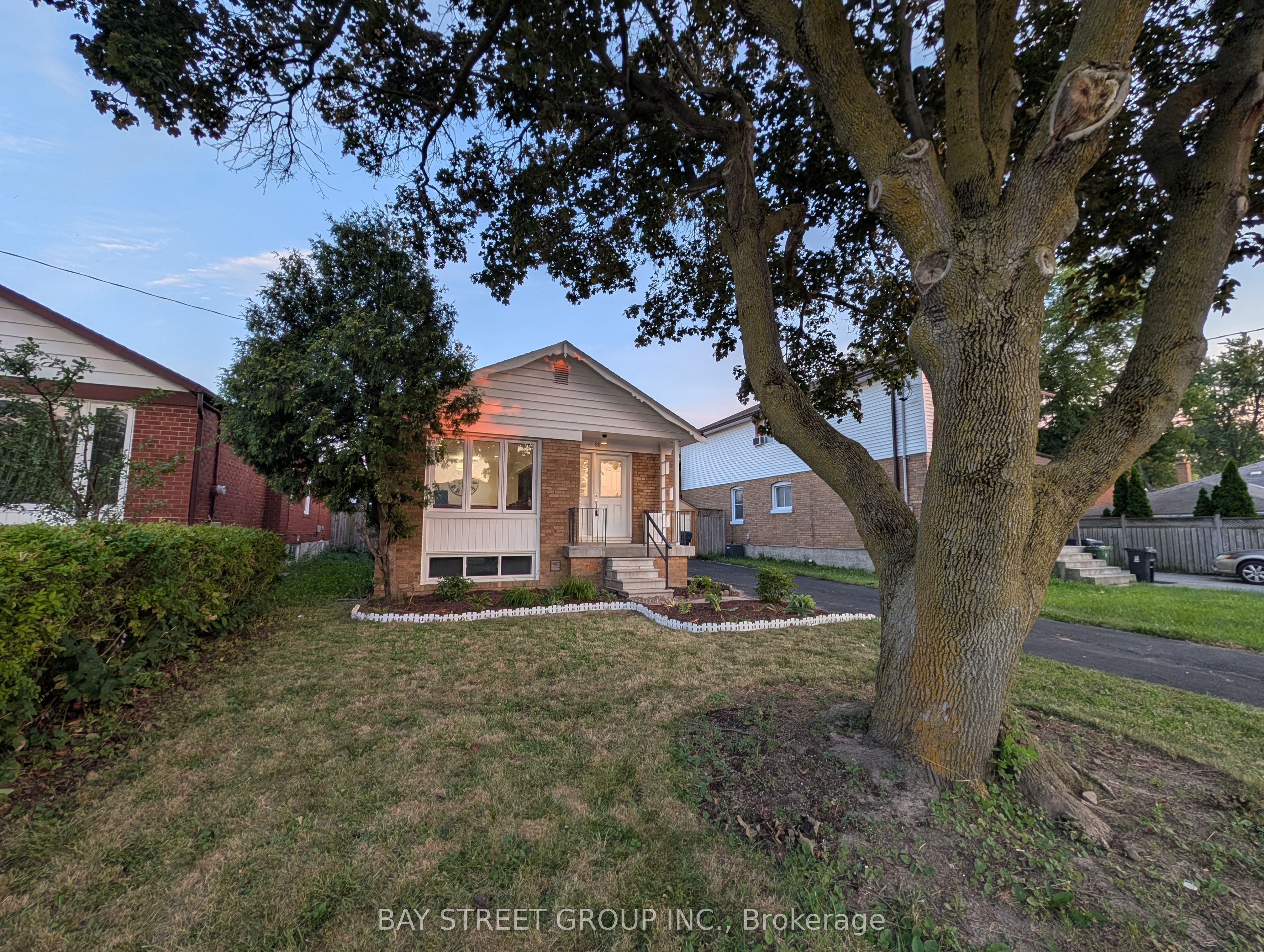 88 Frey Crescent, Toronto, ON M1R 2C8 photo 2