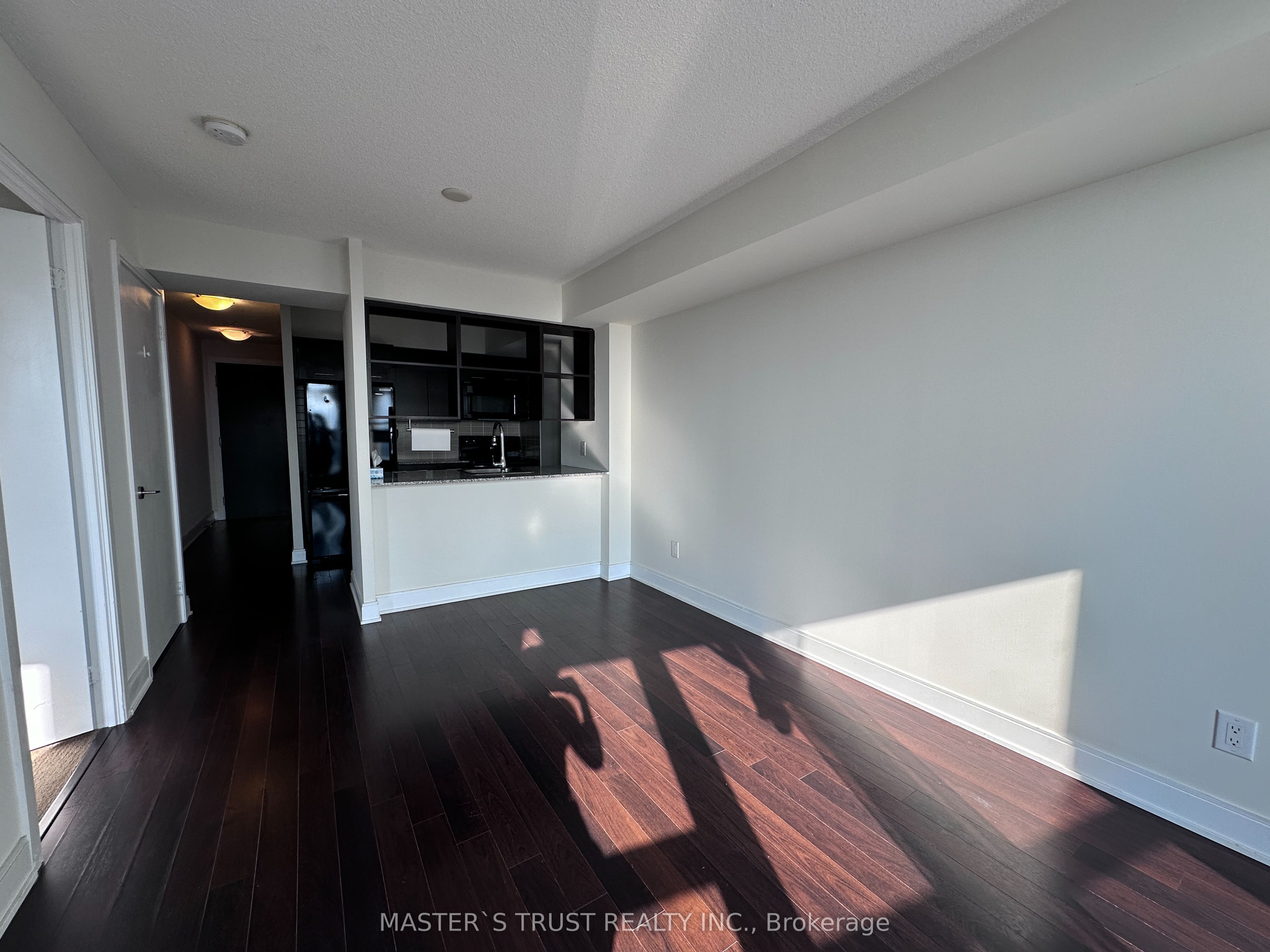 135 Village Green Square 3722, Toronto, ON M1S 0G4 photo 4