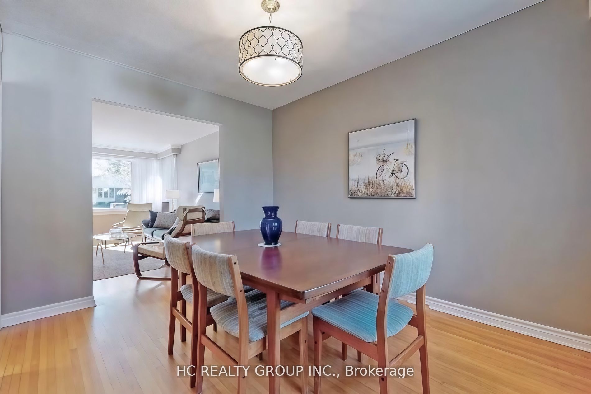 53 Treverton Drive Main, Toronto, ON M1K 3S5 photo 4