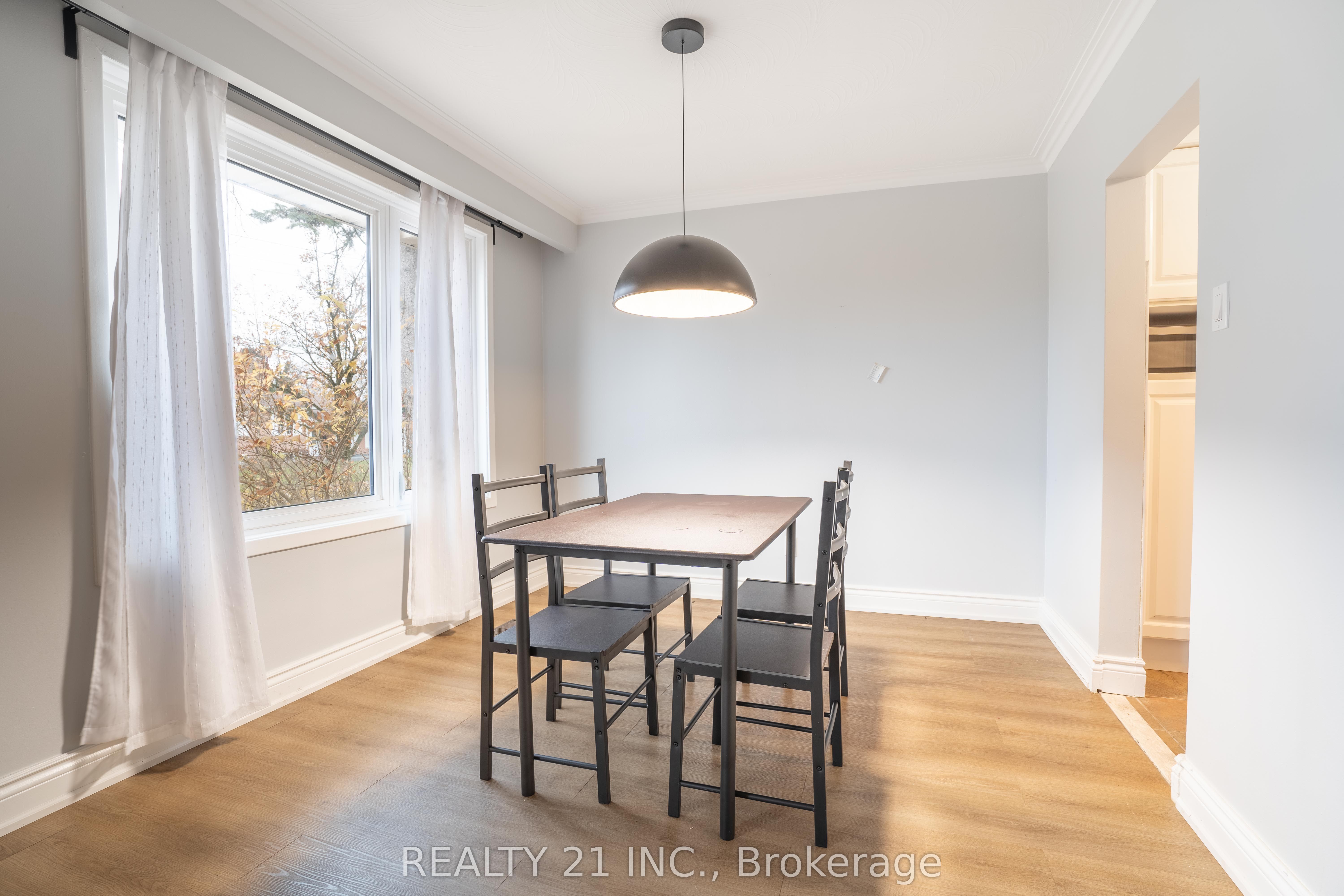 7 Brightside Drive, Toronto, ON M1E 3Y8 photo 4