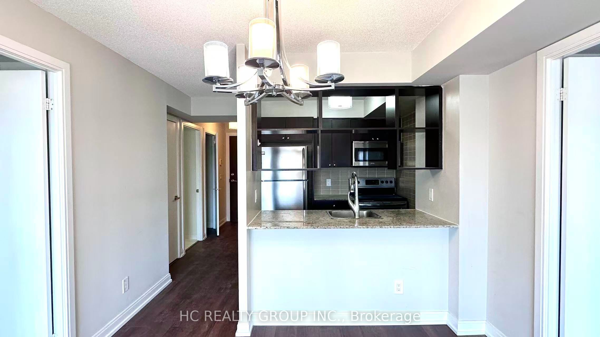 181 Village Green Square 1415, Toronto, ON M1S 0K6 photo 3