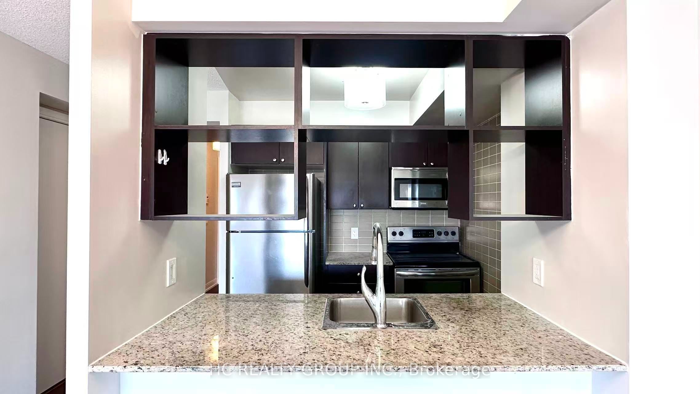 181 Village Green Square 1415, Toronto, ON M1S 0K6 photo 4