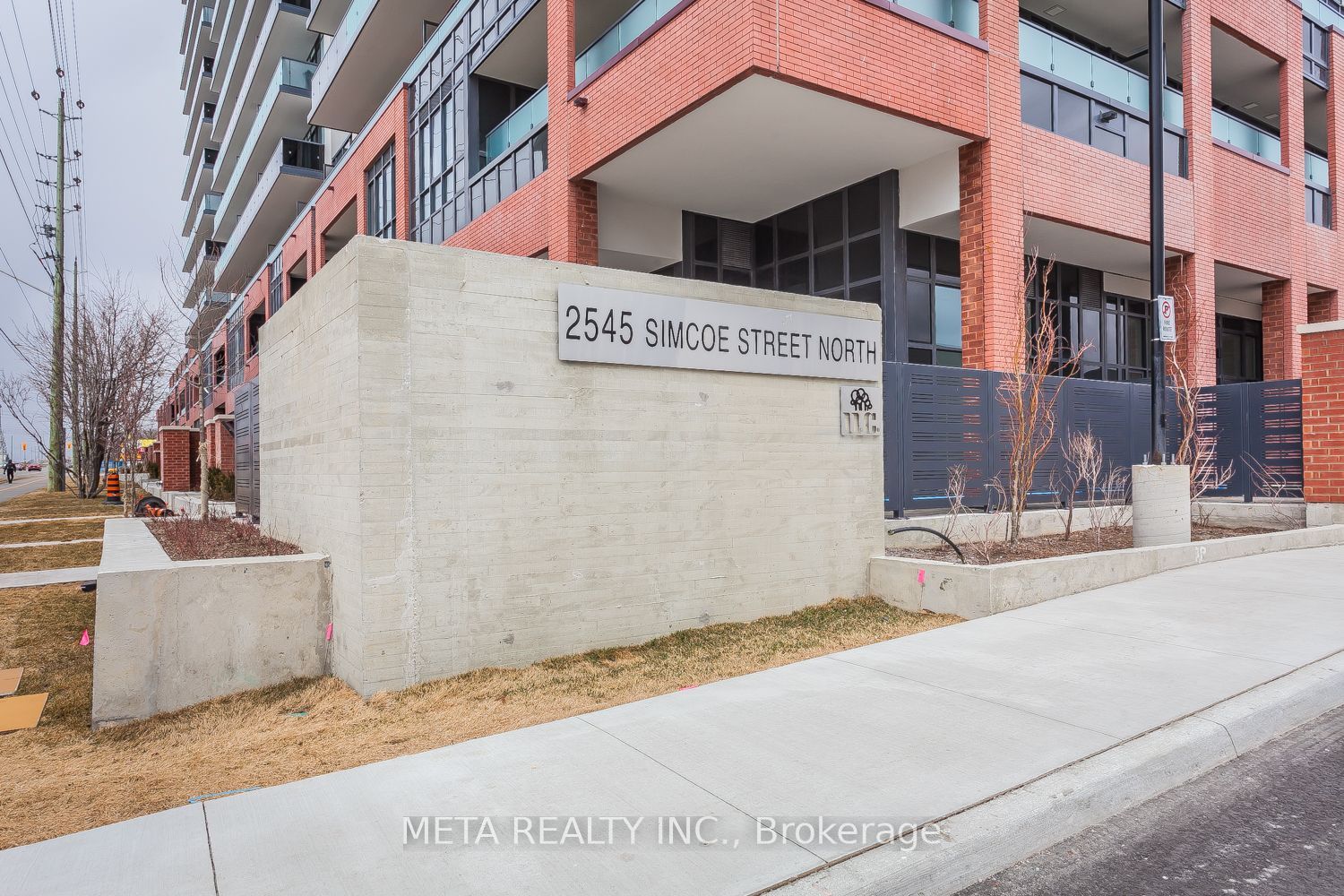 2545 Simcoe Street N 322, Oshawa, ON L1L 0W3 photo 2